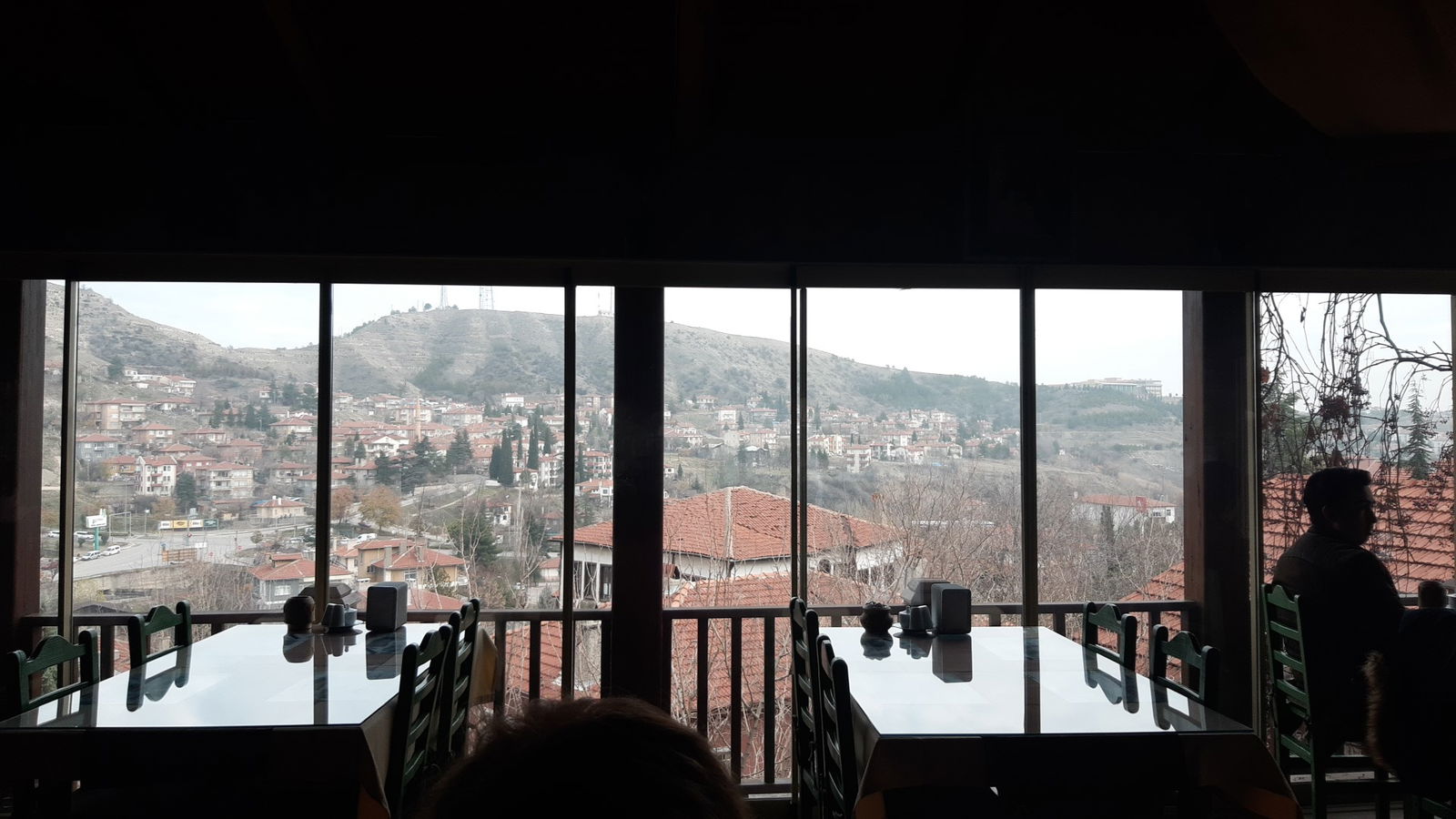 Halk Evi Kahvaltı Çay Bahçesi