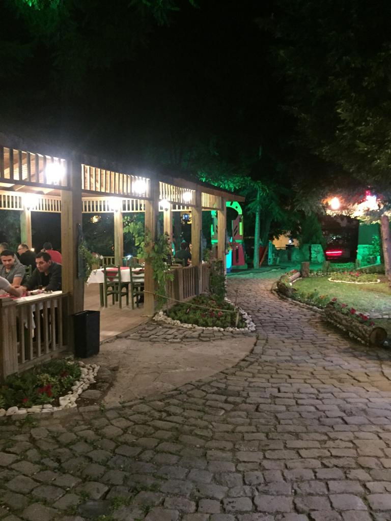 Halk Evi Kahvaltı Çay Bahçesi