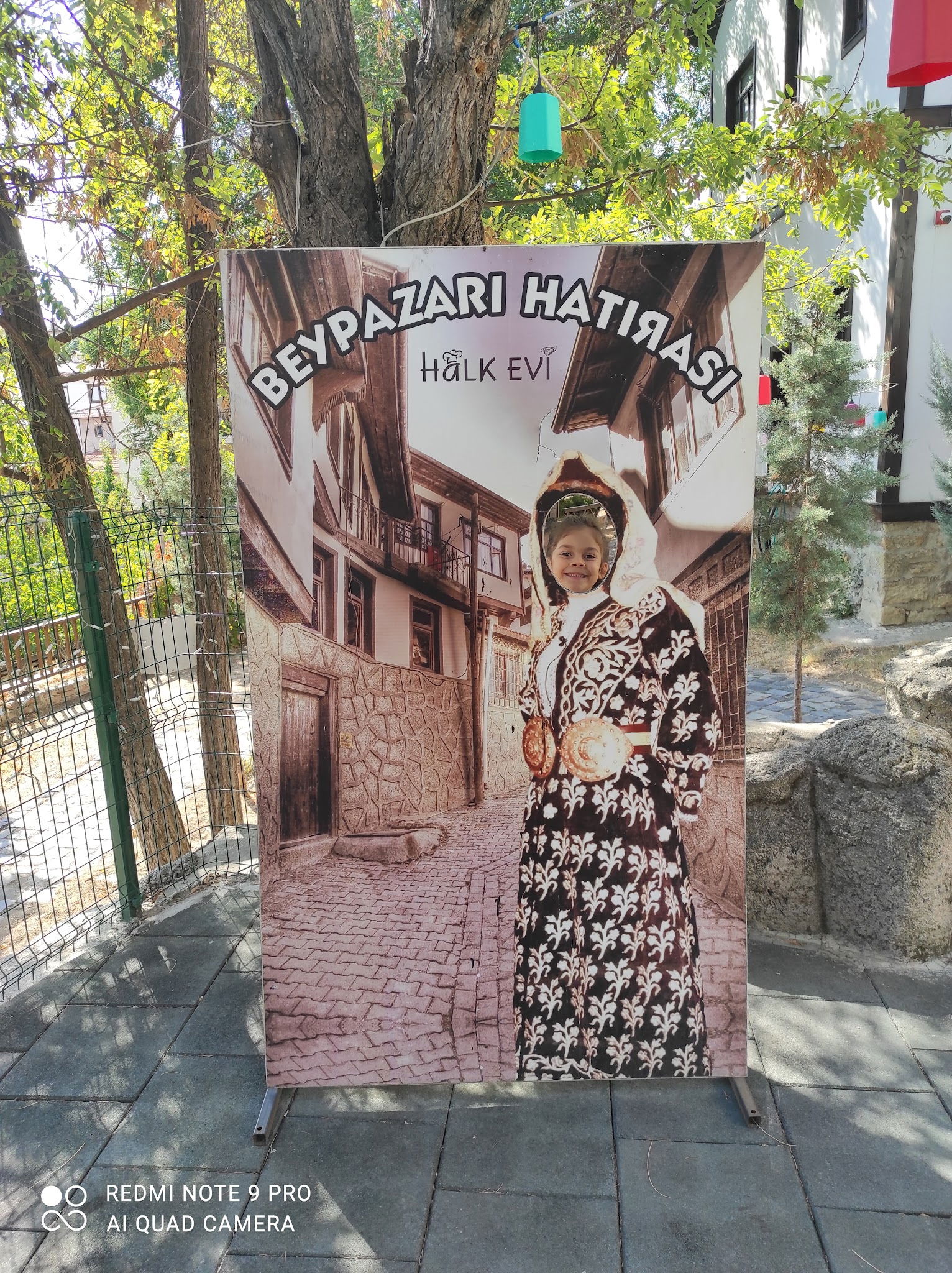 Halk Evi Kahvaltı Çay Bahçesi