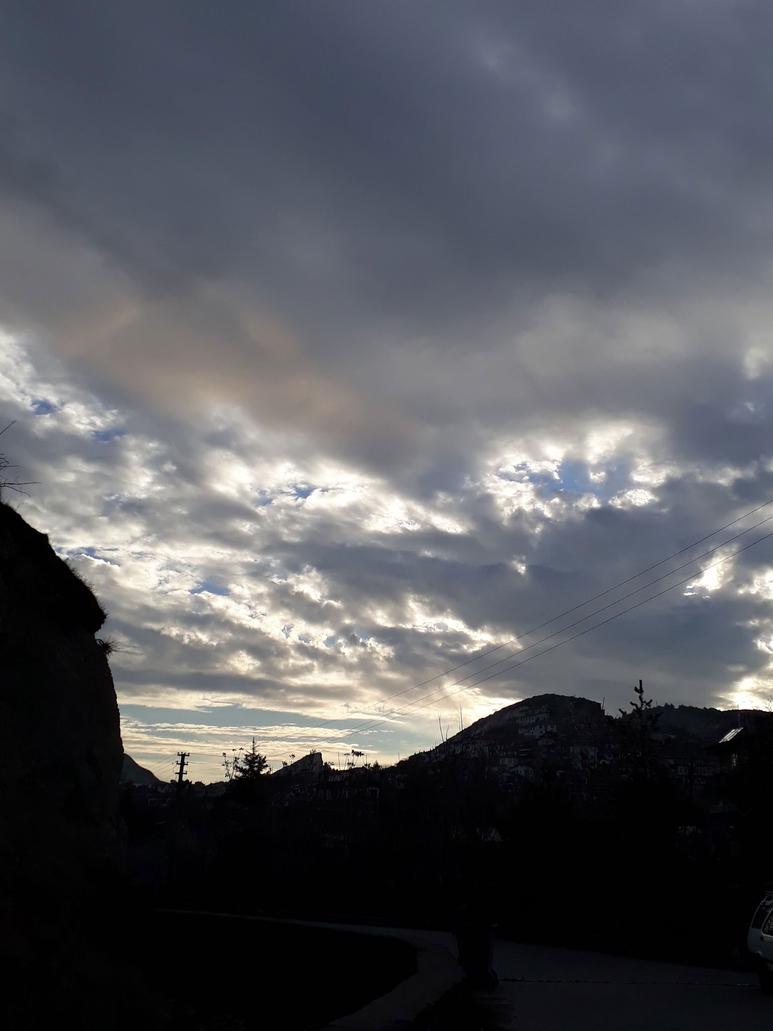 Halk Evi Kahvaltı Çay Bahçesi