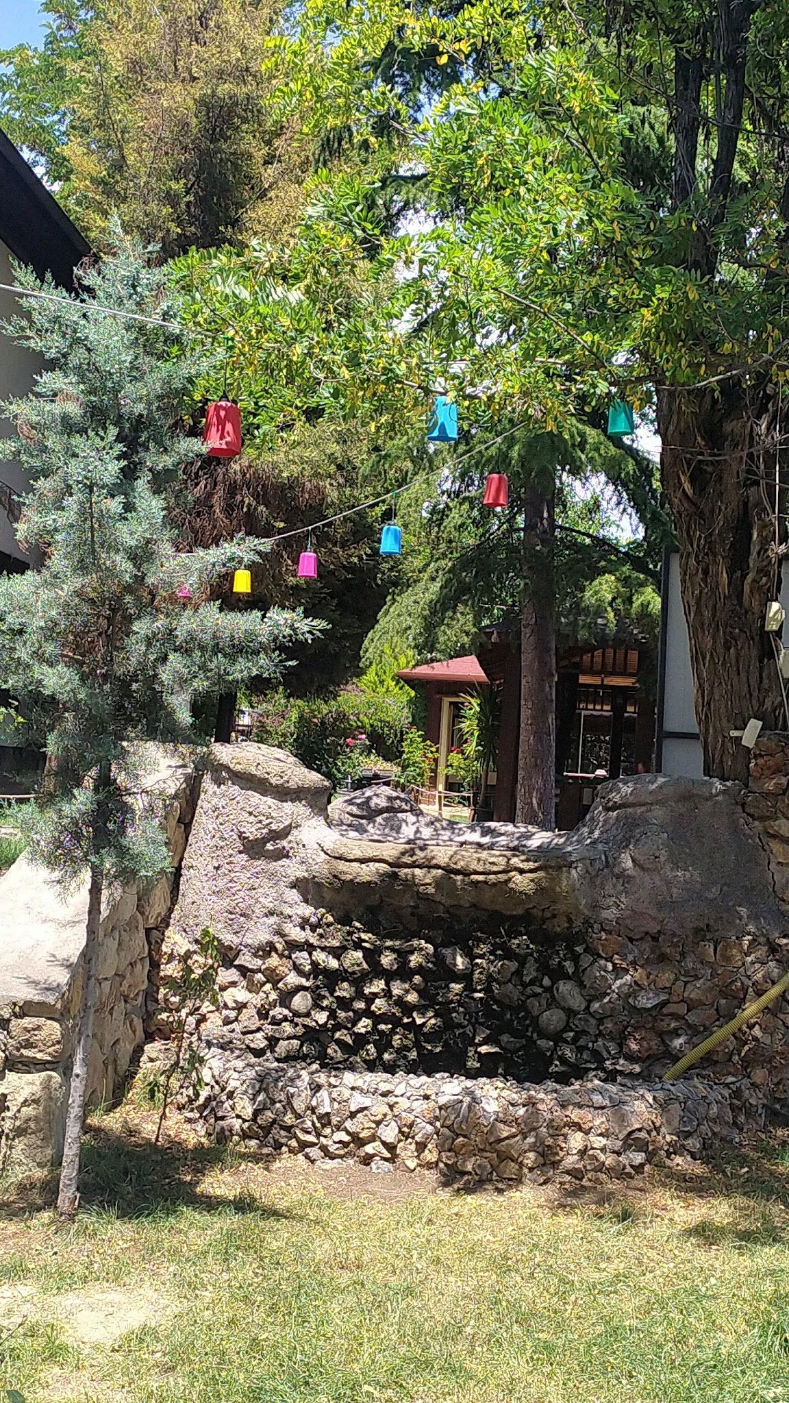 Halk Evi Kahvaltı Çay Bahçesi