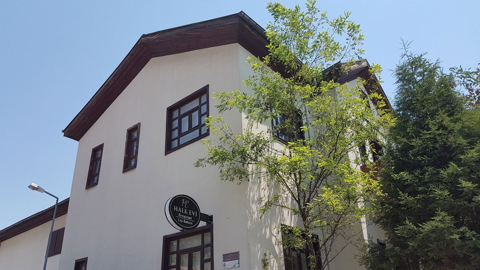 Halk Evi Kahvaltı Çay Bahçesi