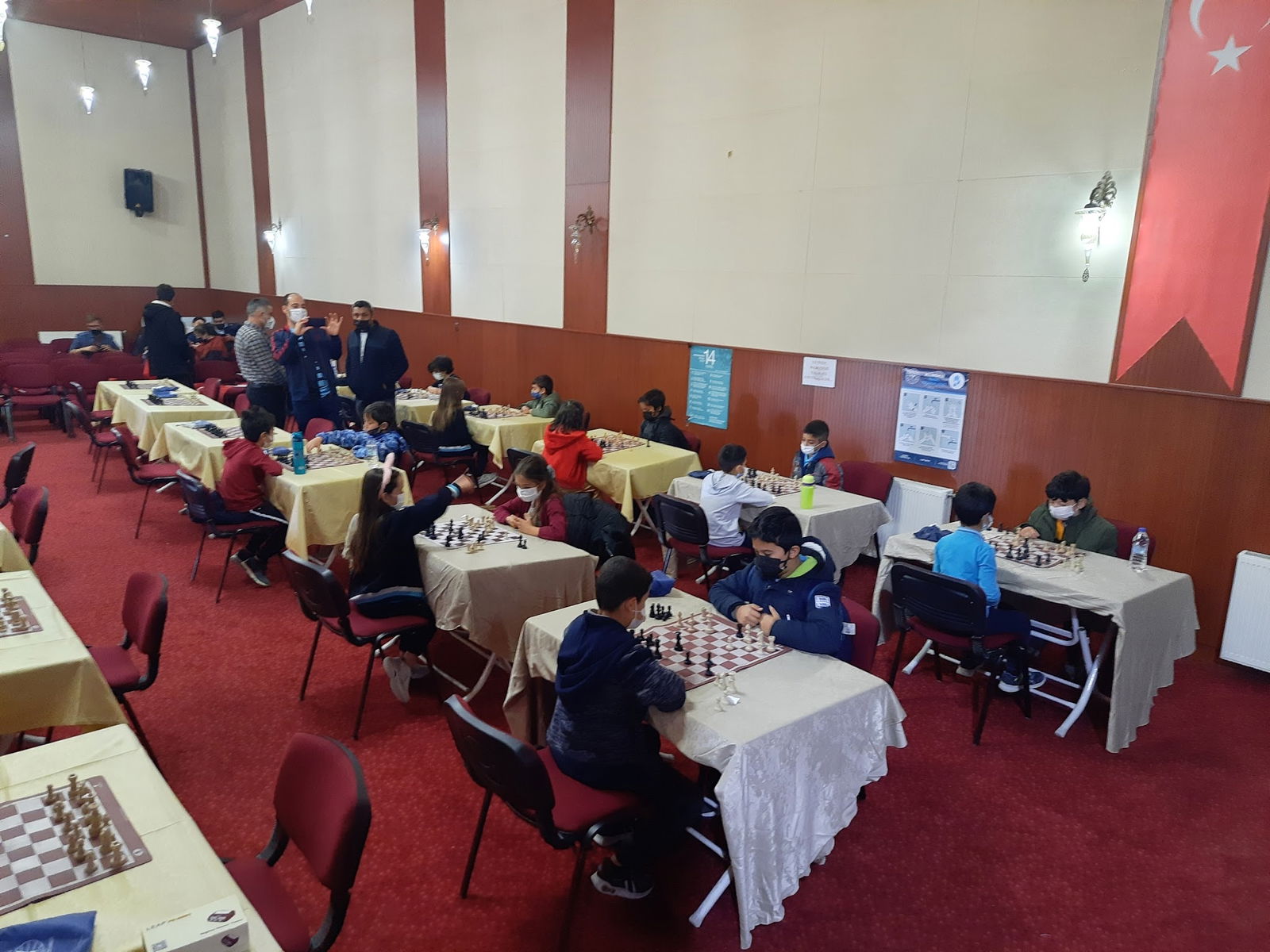 Halk Evi Kahvaltı Çay Bahçesi