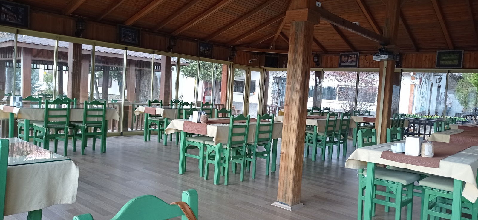 Halk Evi Kahvaltı Çay Bahçesi