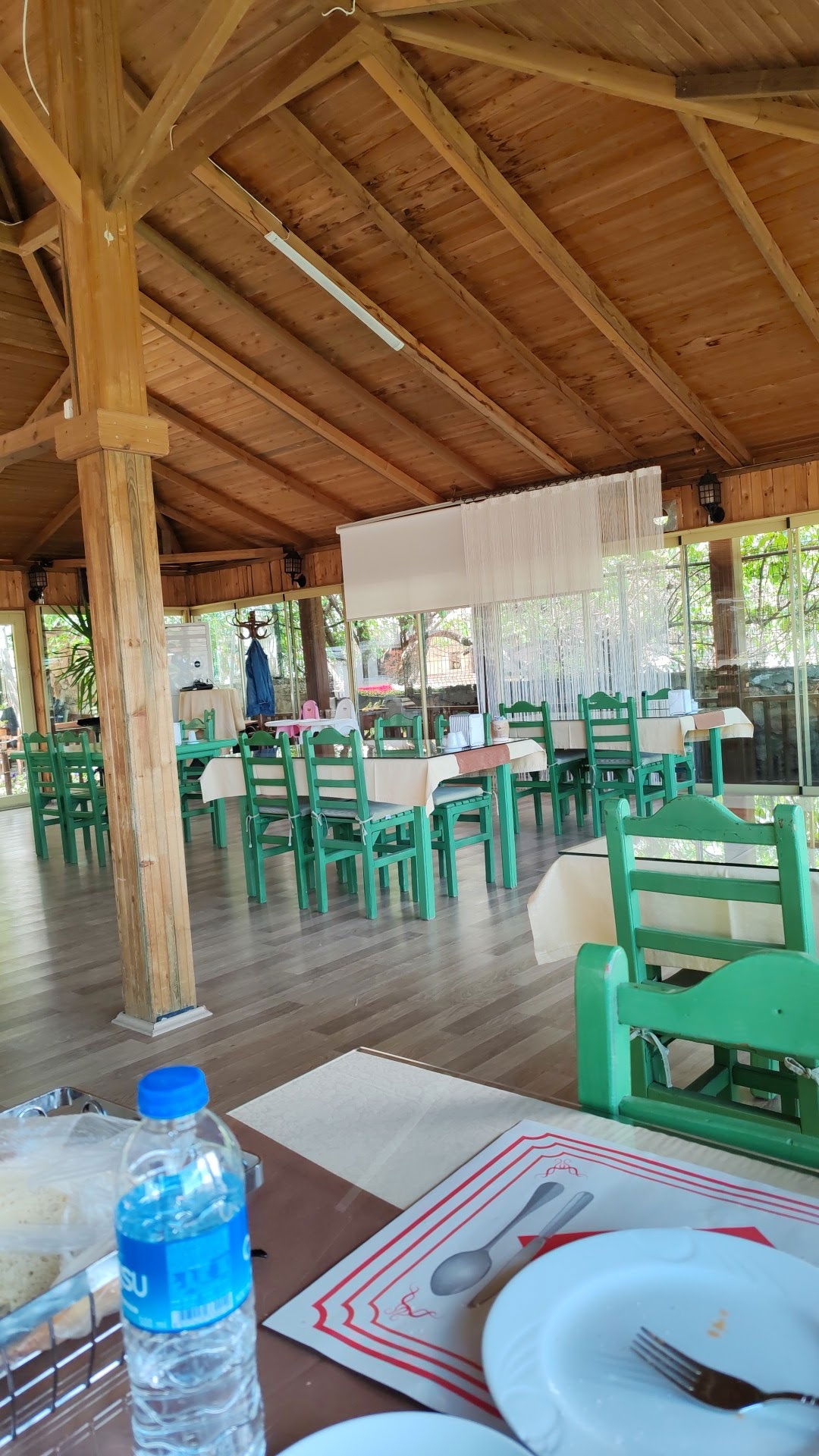 Halk Evi Kahvaltı Çay Bahçesi