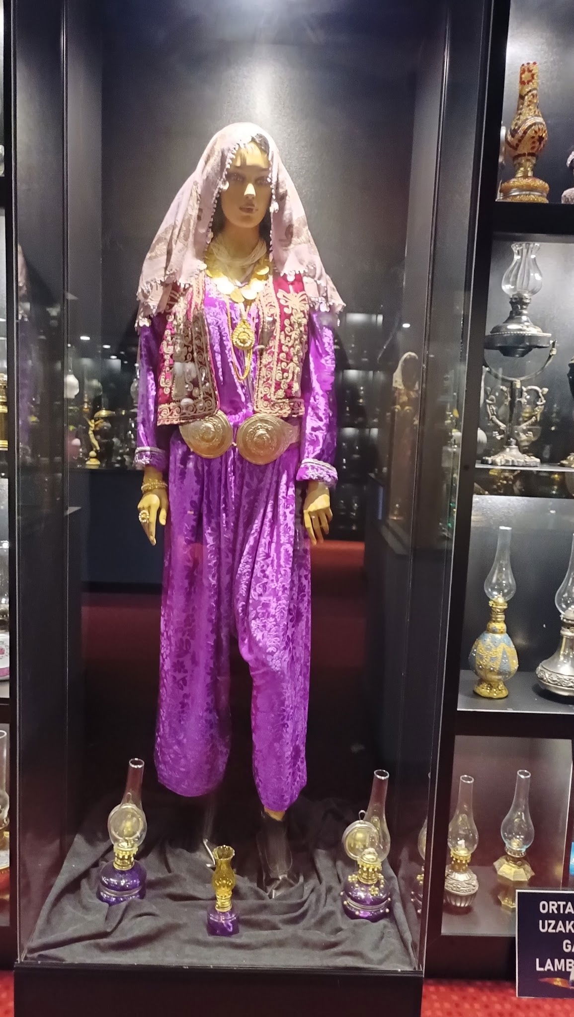 Halk Evi Kahvaltı Çay Bahçesi