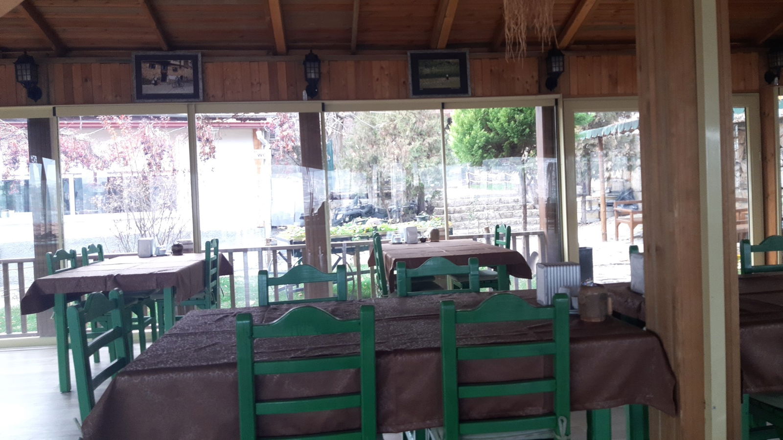 Halk Evi Kahvaltı Çay Bahçesi