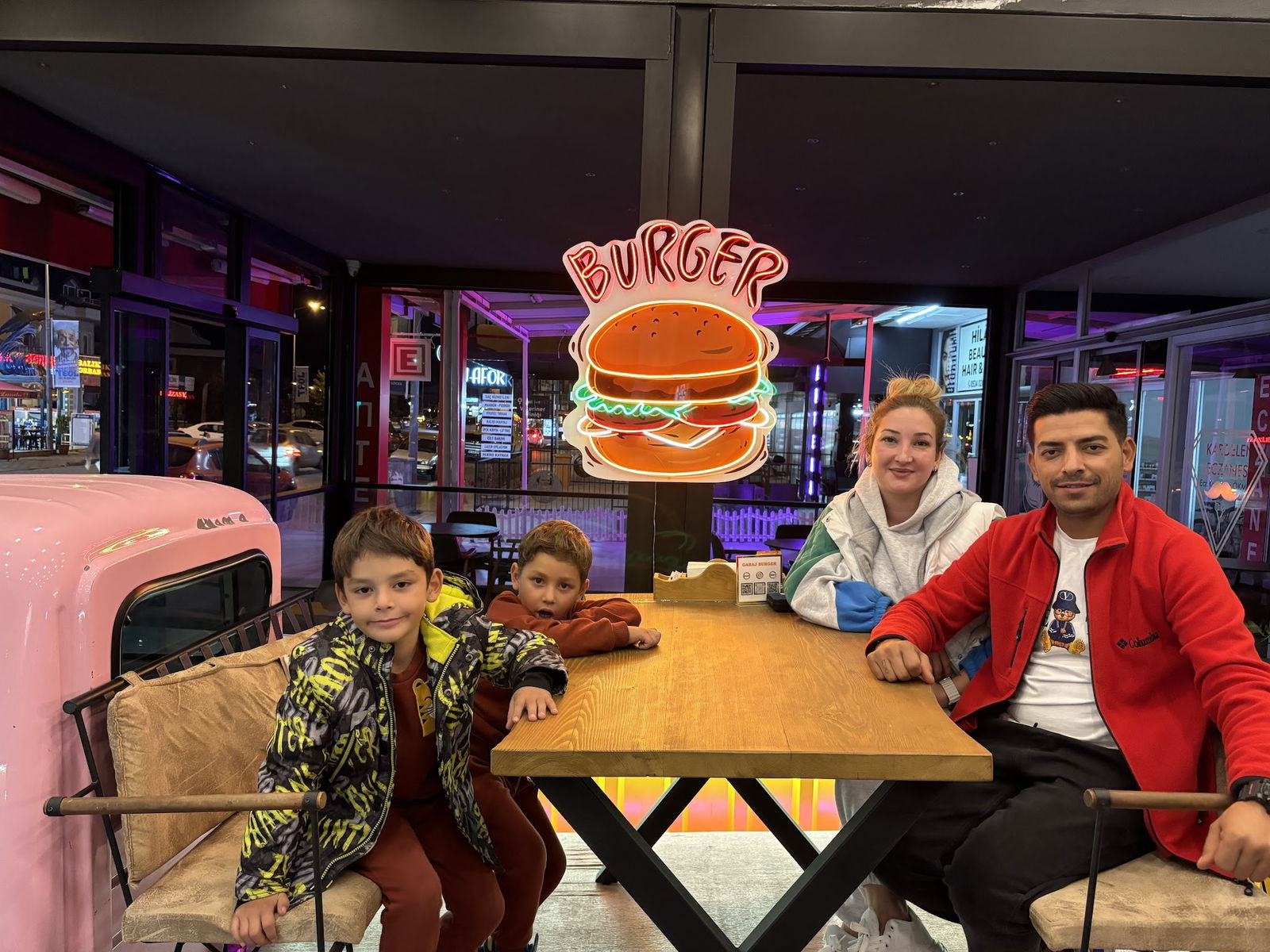 Garaj Burger (Hamburger Fethiye)