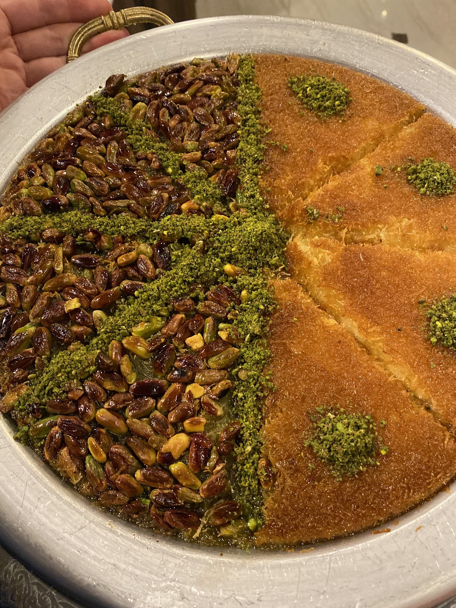 Ci̇hangi̇r Künefe