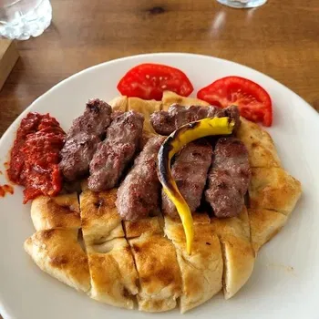 Akhisar Köfteci Hünkar resimleri