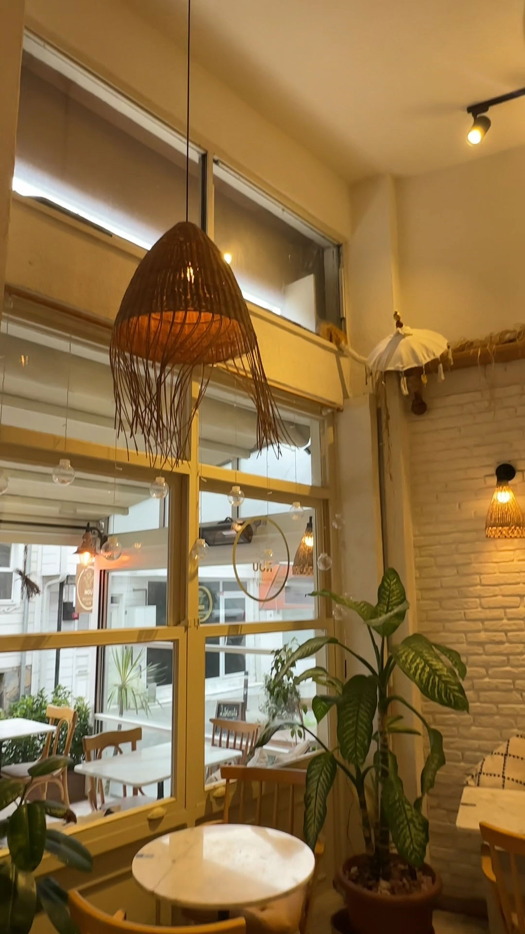 Nou Breakfast Club & Coffee