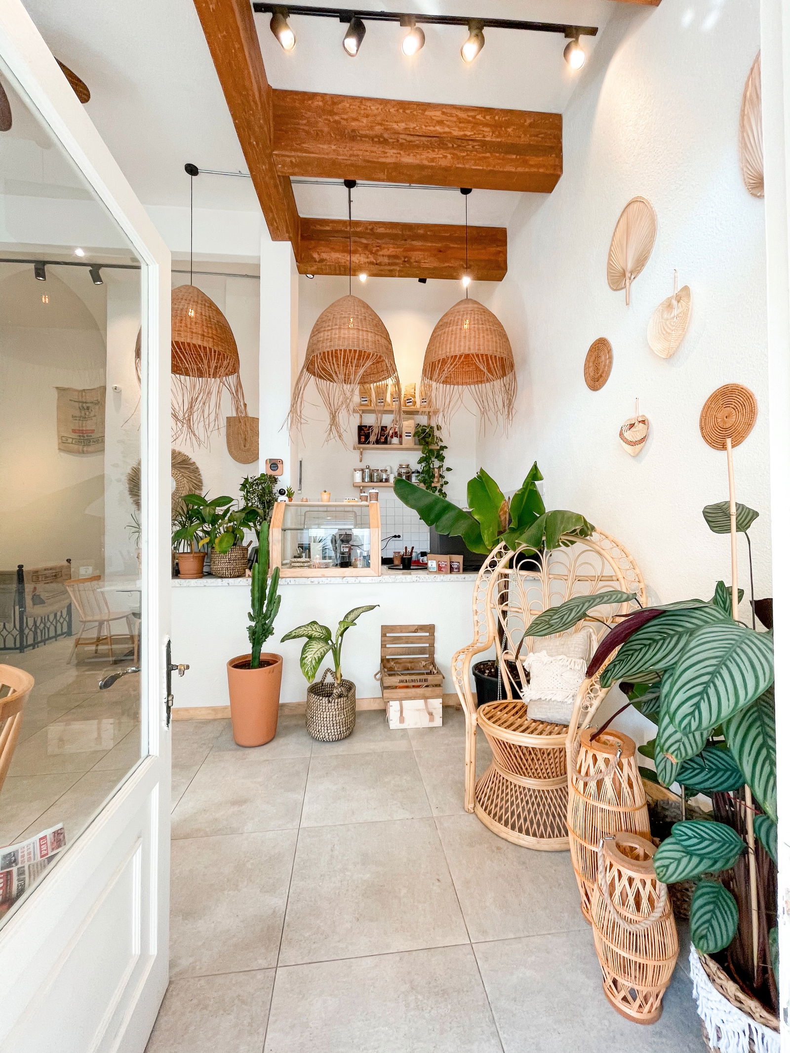 Nou Breakfast Club & Coffee