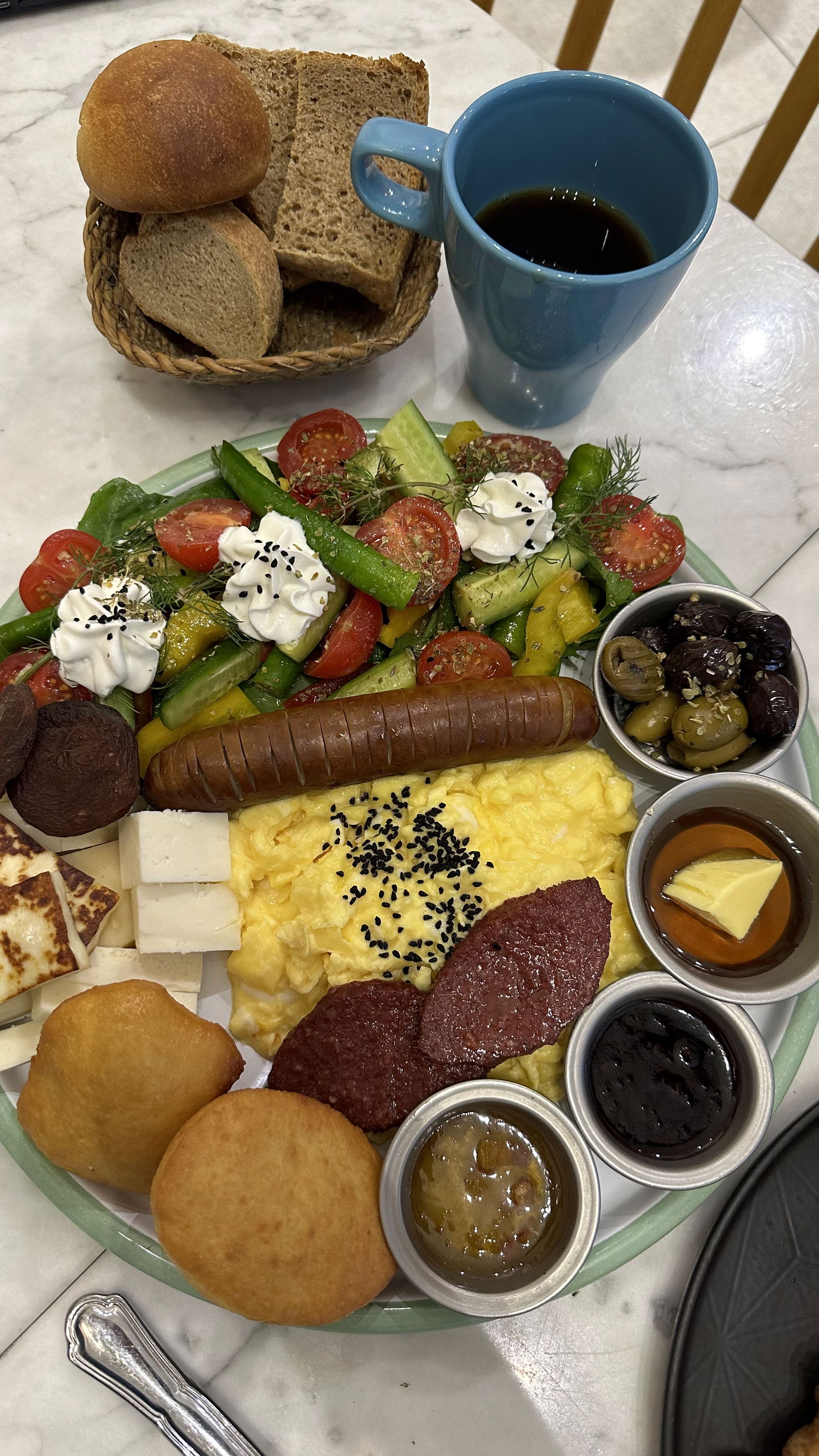 Nou Breakfast Club & Coffee