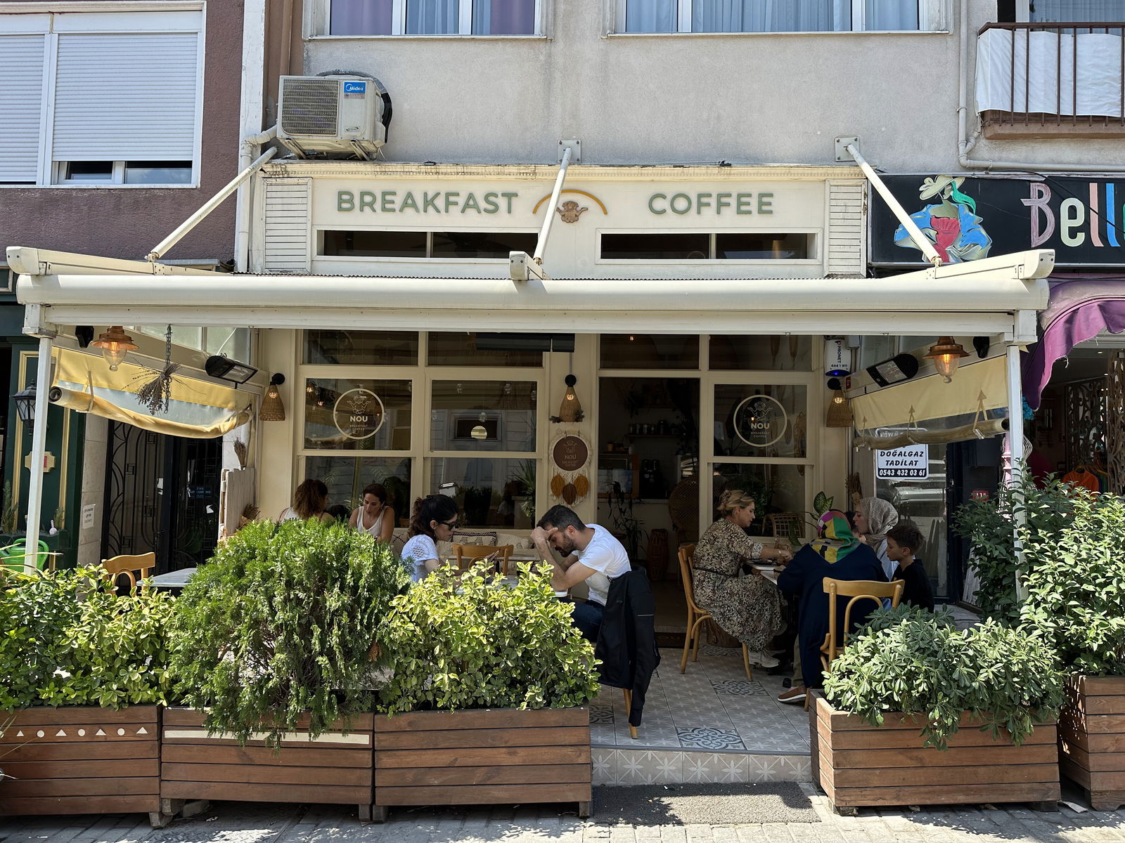 Nou Breakfast Club & Coffee