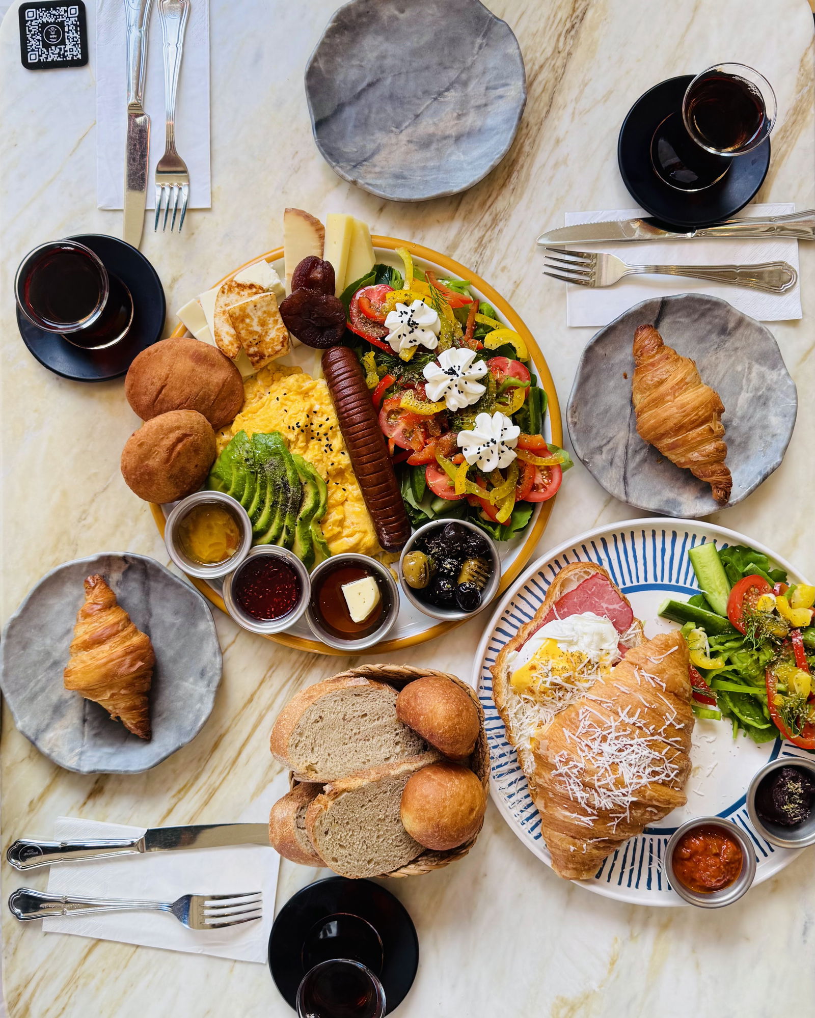 Nou Breakfast Club & Coffee