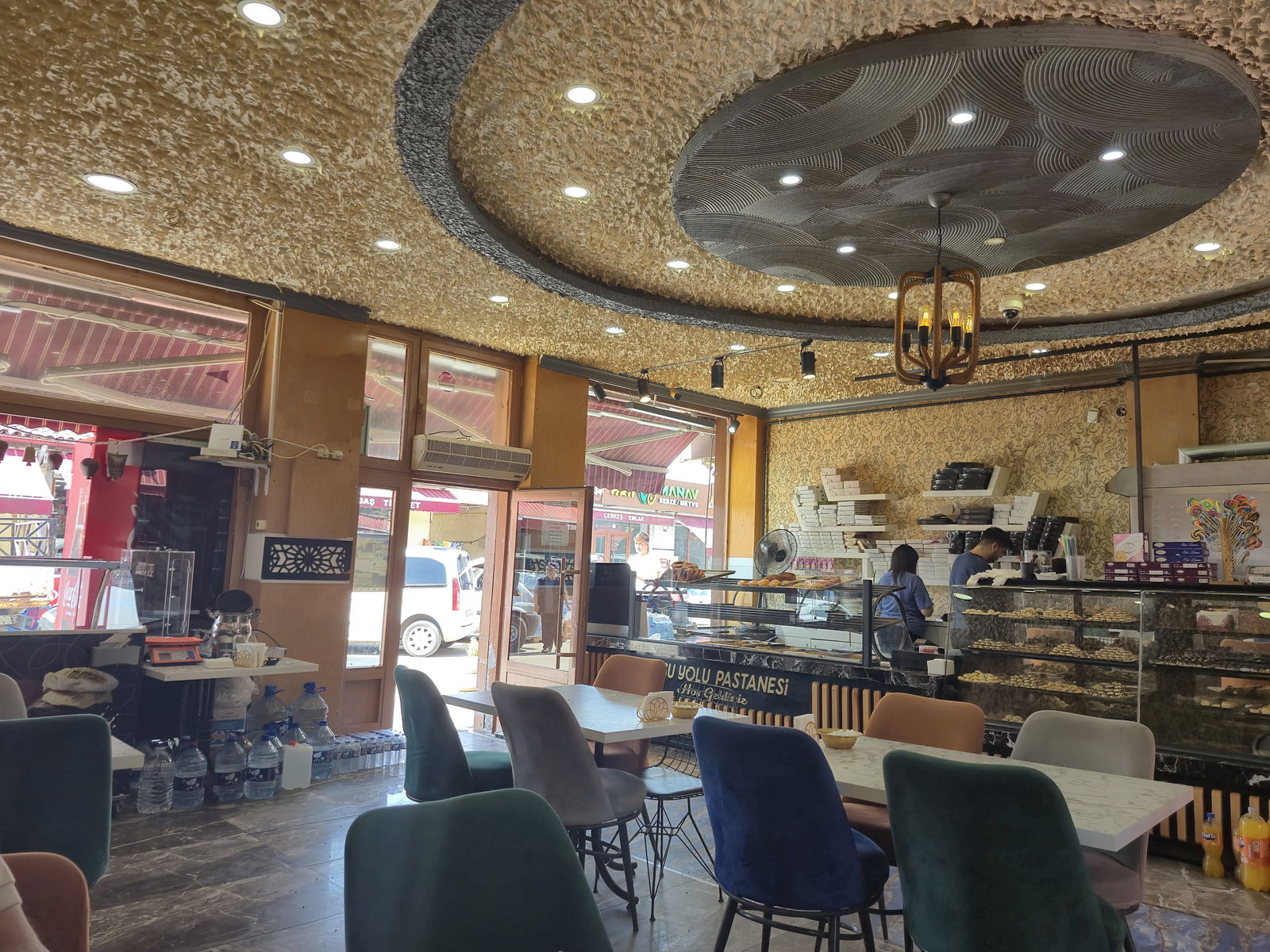 Koşu Yolu Pastanesi