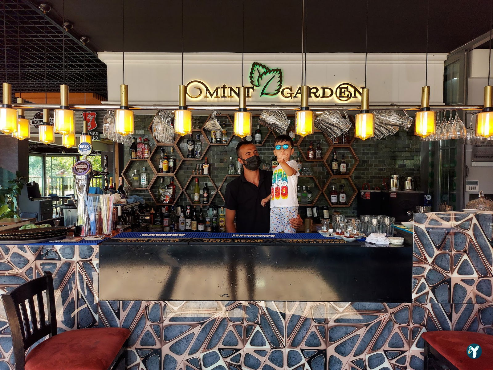 Mint Garden Lounge