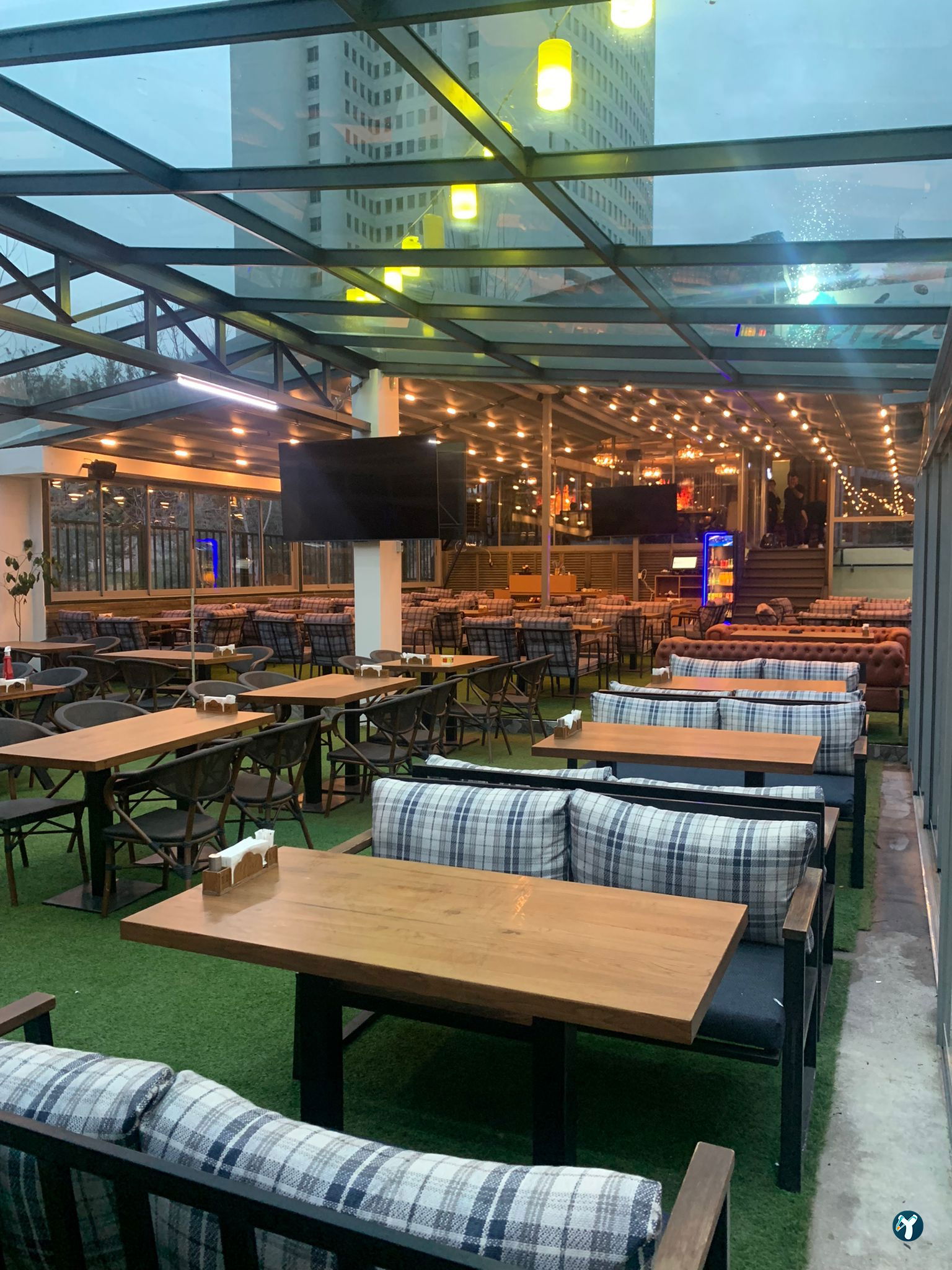 Mint Garden Lounge