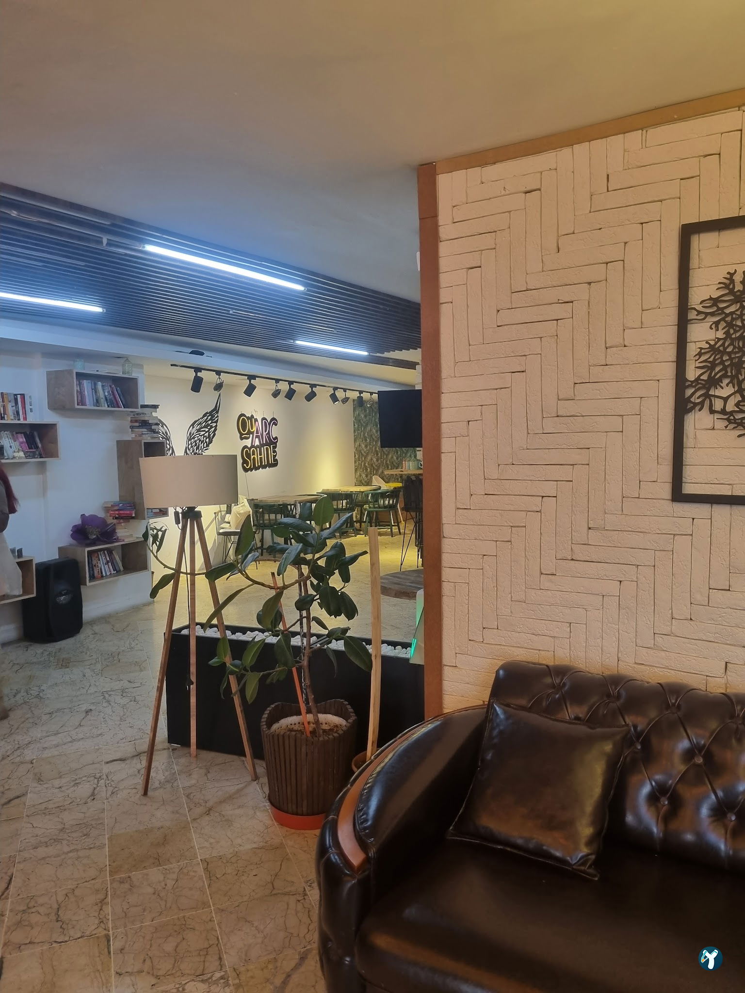 Arc Cafe Lounge