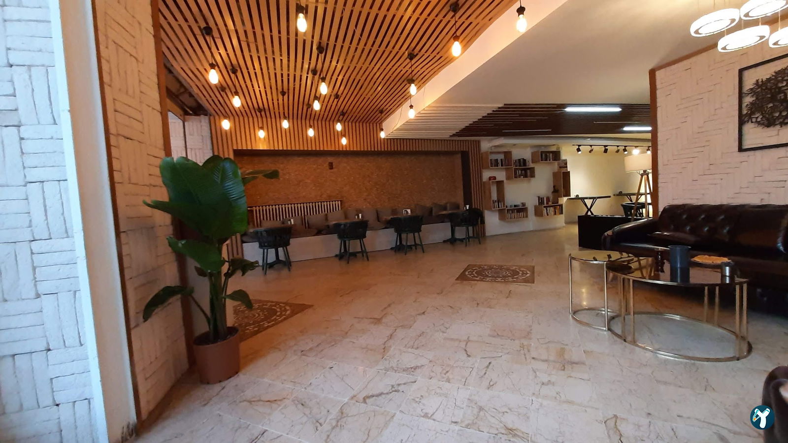 Arc Cafe Lounge