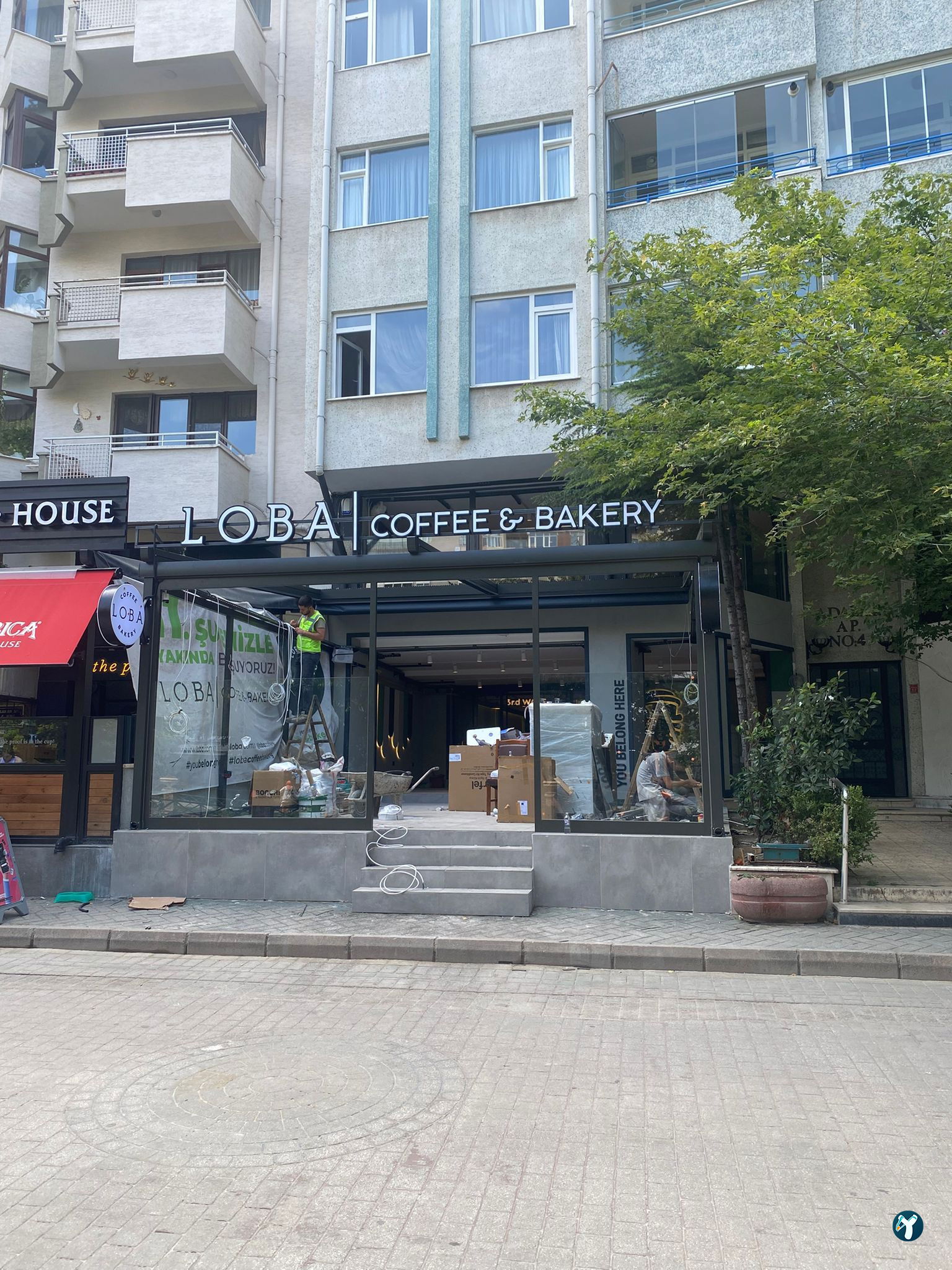 Arc Cafe Lounge