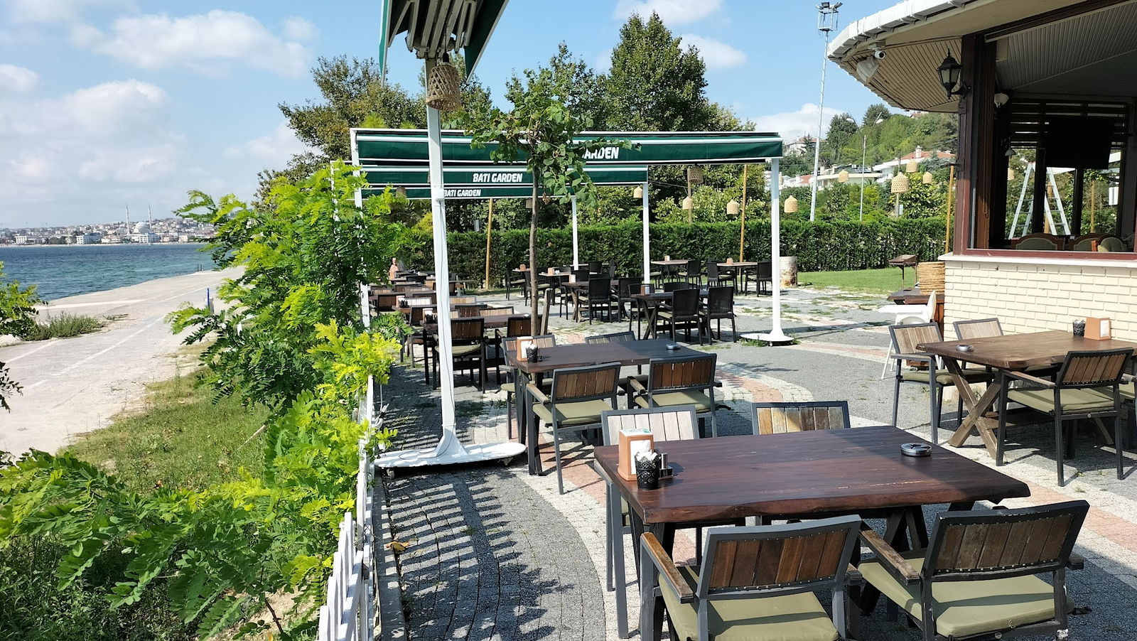 Batı Garden Cafe & Restaurant Büyükçekmece