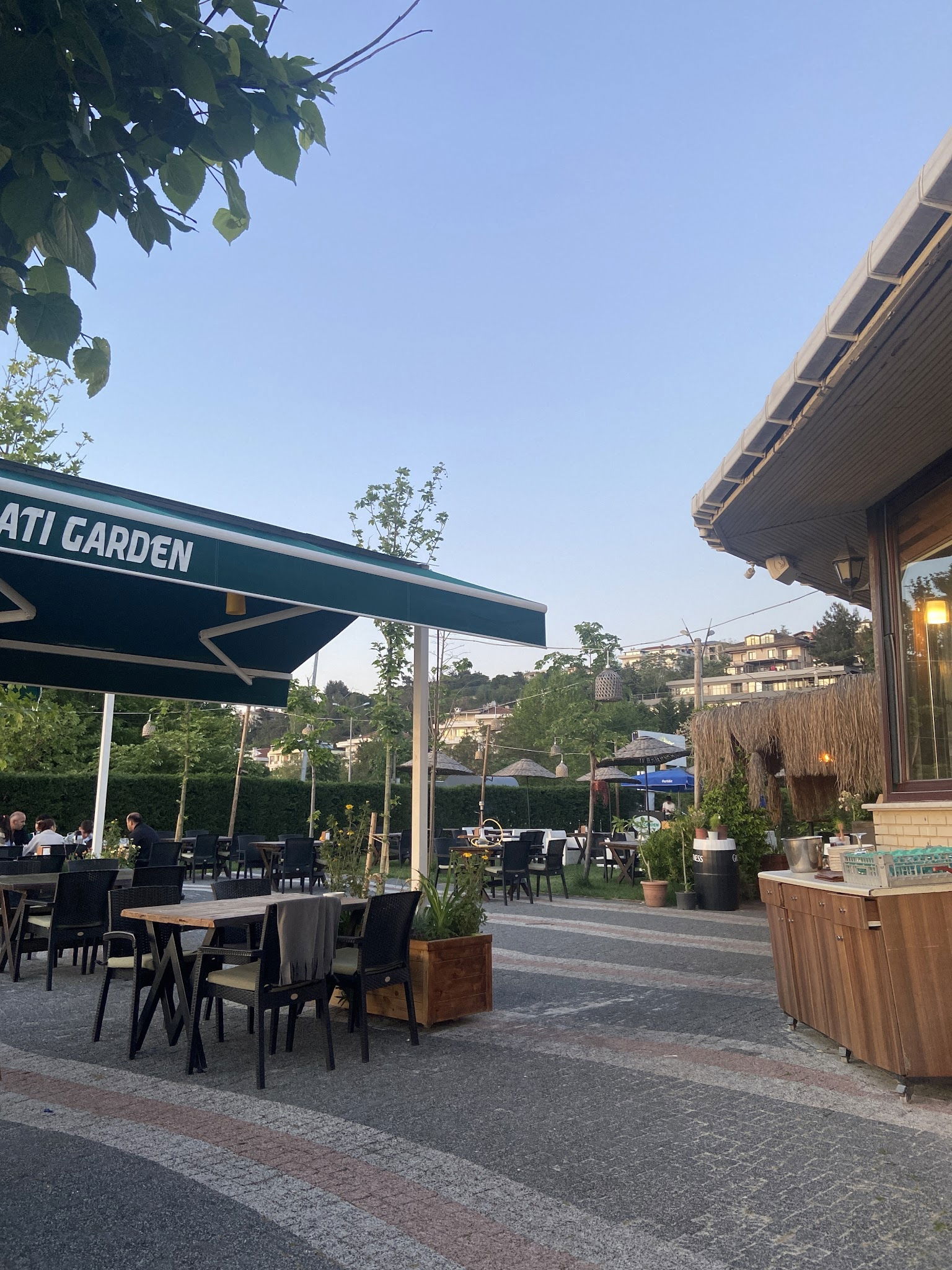 Batı Garden Cafe & Restaurant Büyükçekmece