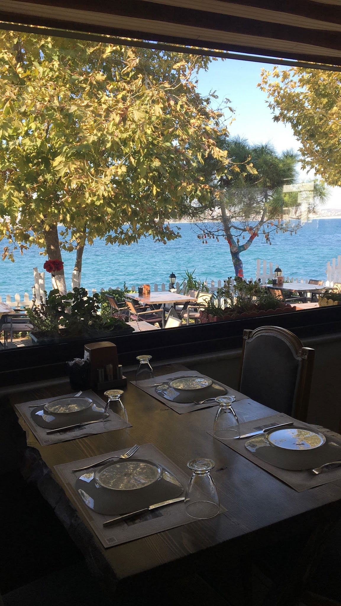 Batı Garden Cafe & Restaurant Büyükçekmece