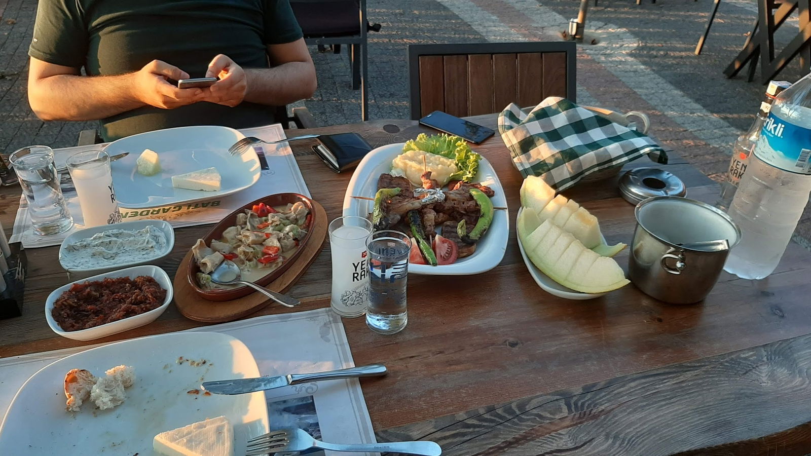 Batı Garden Cafe & Restaurant Büyükçekmece