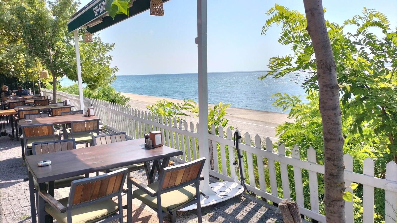 Batı Garden Cafe & Restaurant Büyükçekmece