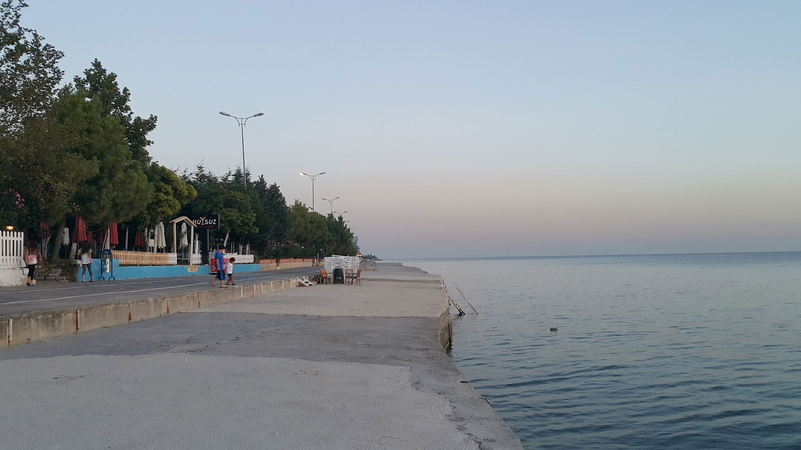 Batı Garden Cafe & Restaurant Büyükçekmece