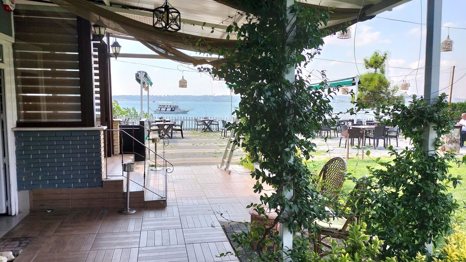 Batı Garden Cafe & Restaurant Büyükçekmece