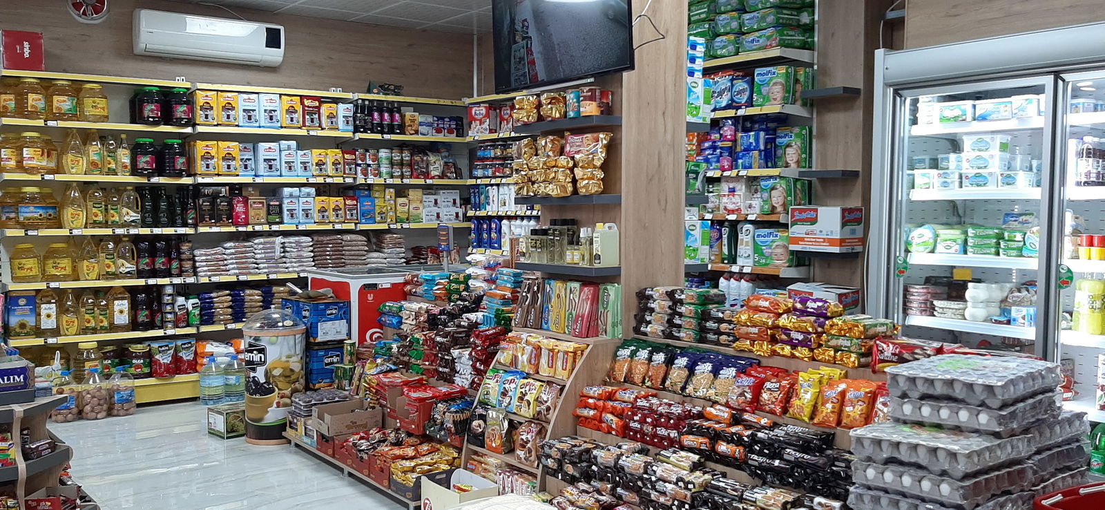 Adi̇L Market&Kuruyemi̇Ş