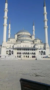 Tuğra İskender resimleri Tuğra İskender resimleri