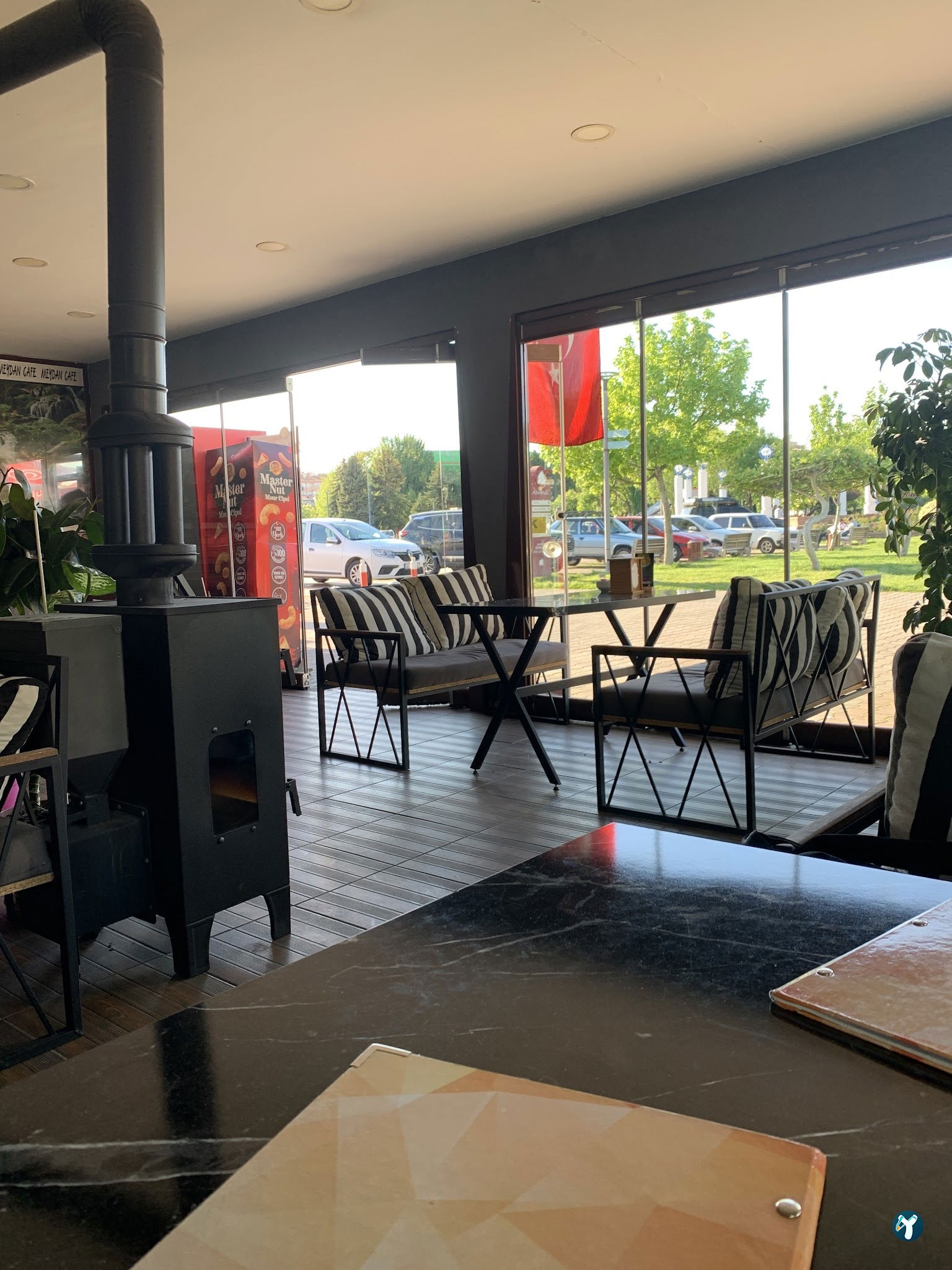 Square Cafe
