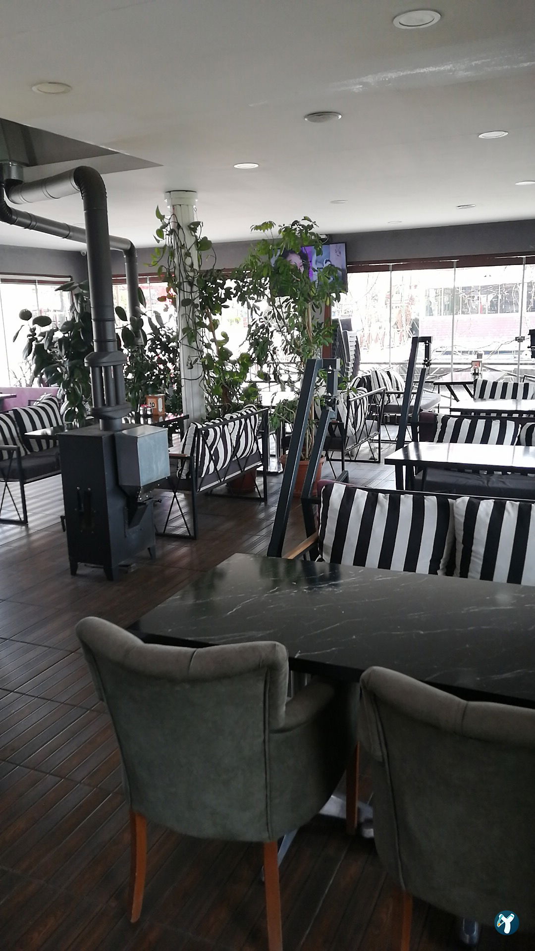 Square Cafe