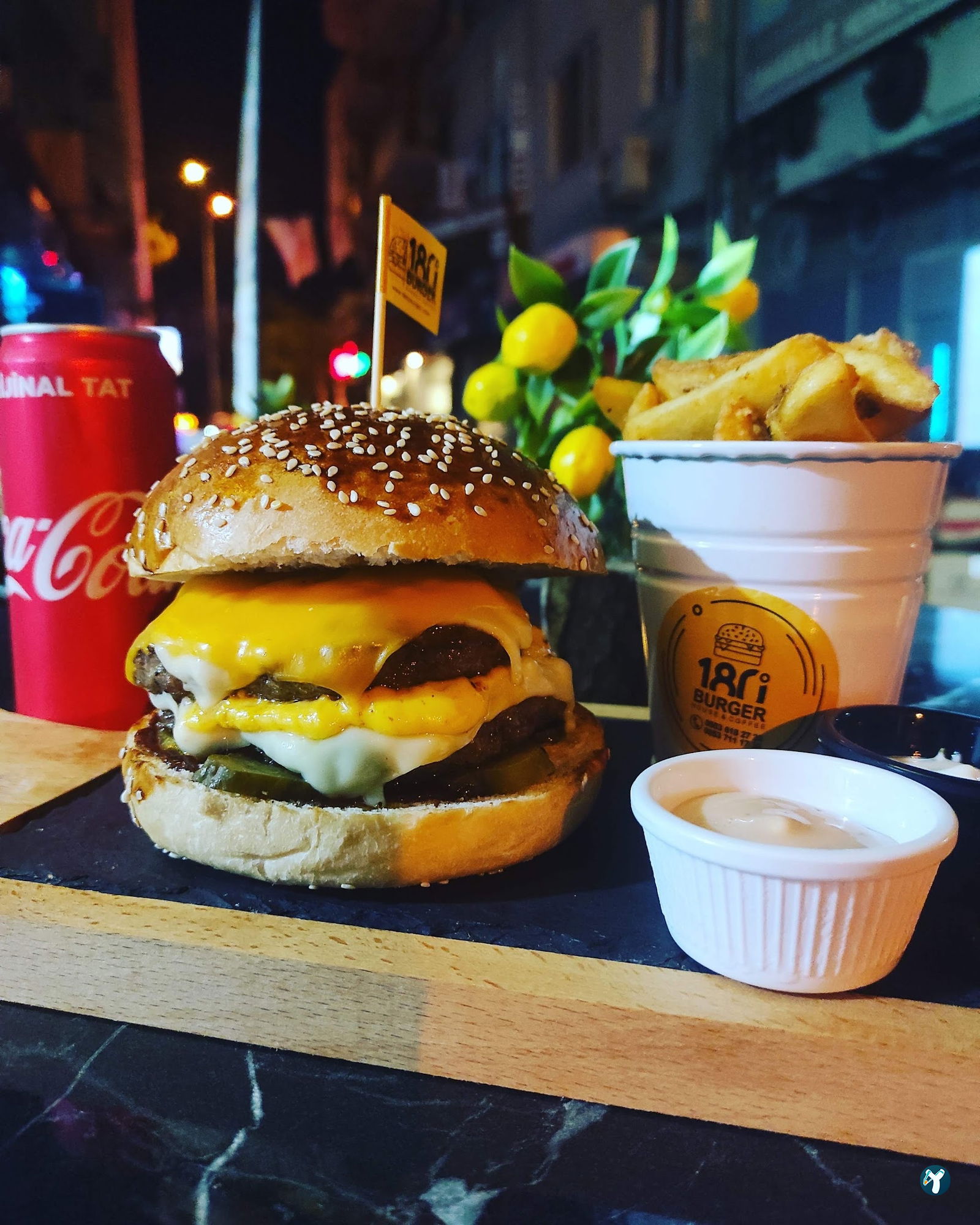 180°C Burger House & Pizza