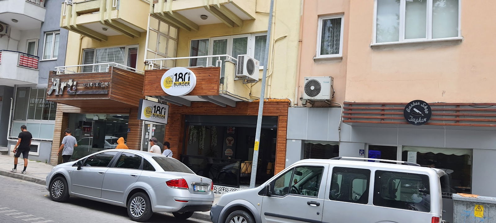 180°C Burger House & Pizza