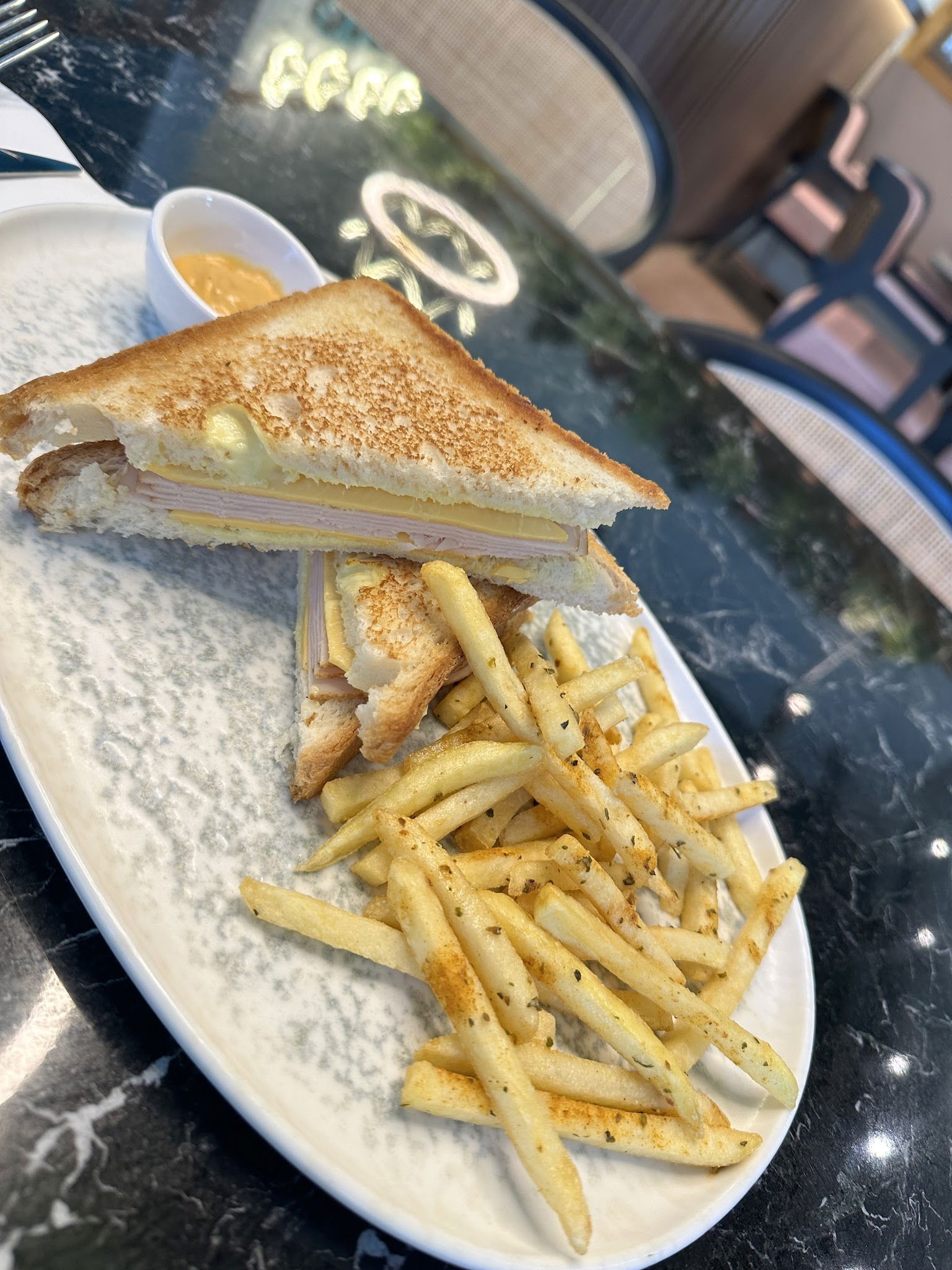 Crown Cafe & Restaurant