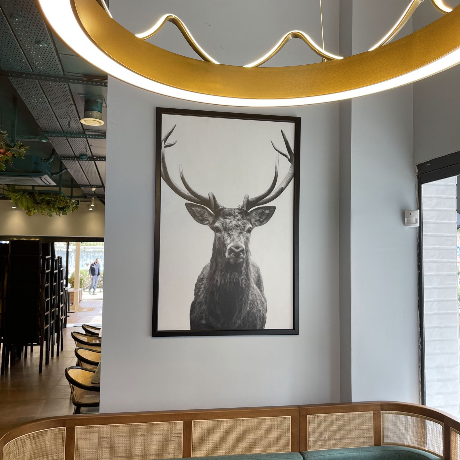 Crown Cafe & Restaurant