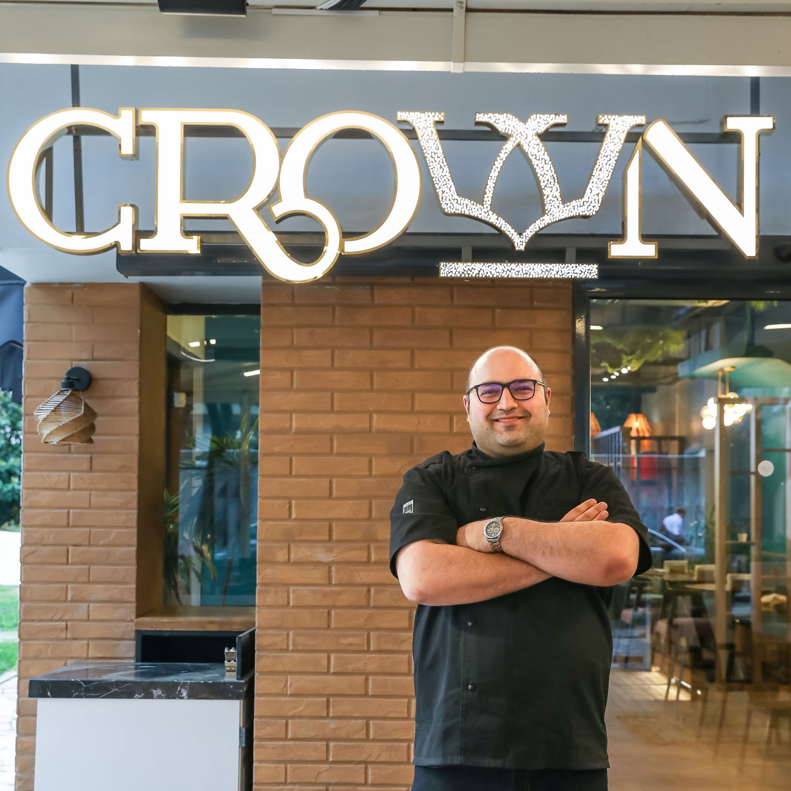 Crown Cafe & Restaurant