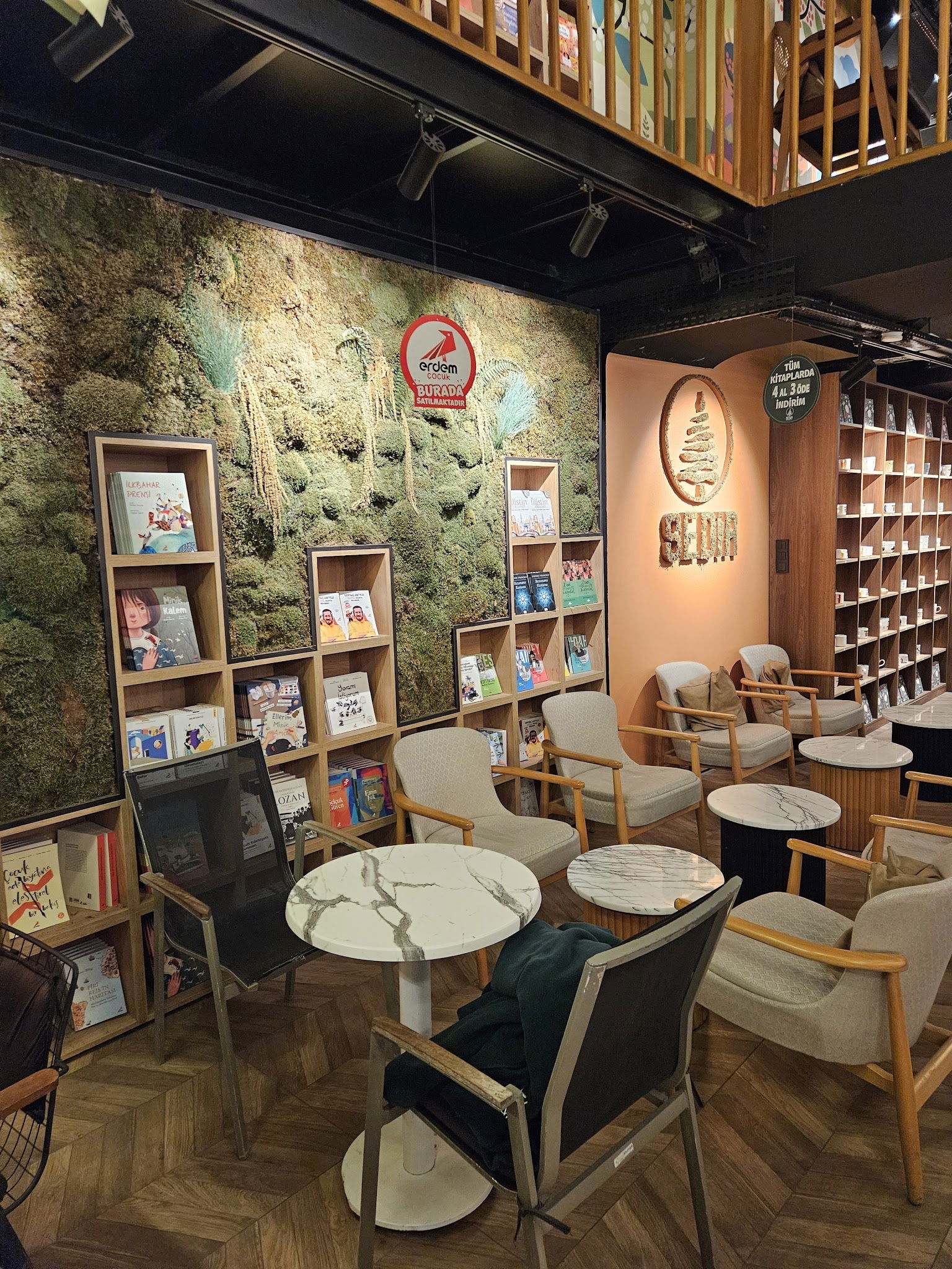 Sedir Kitap & Kahve