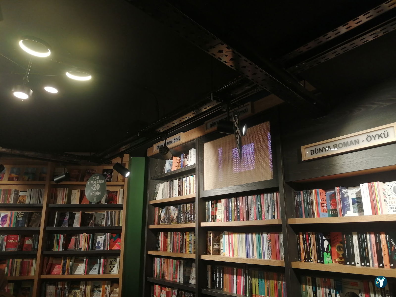 Sedir Kitap & Kahve