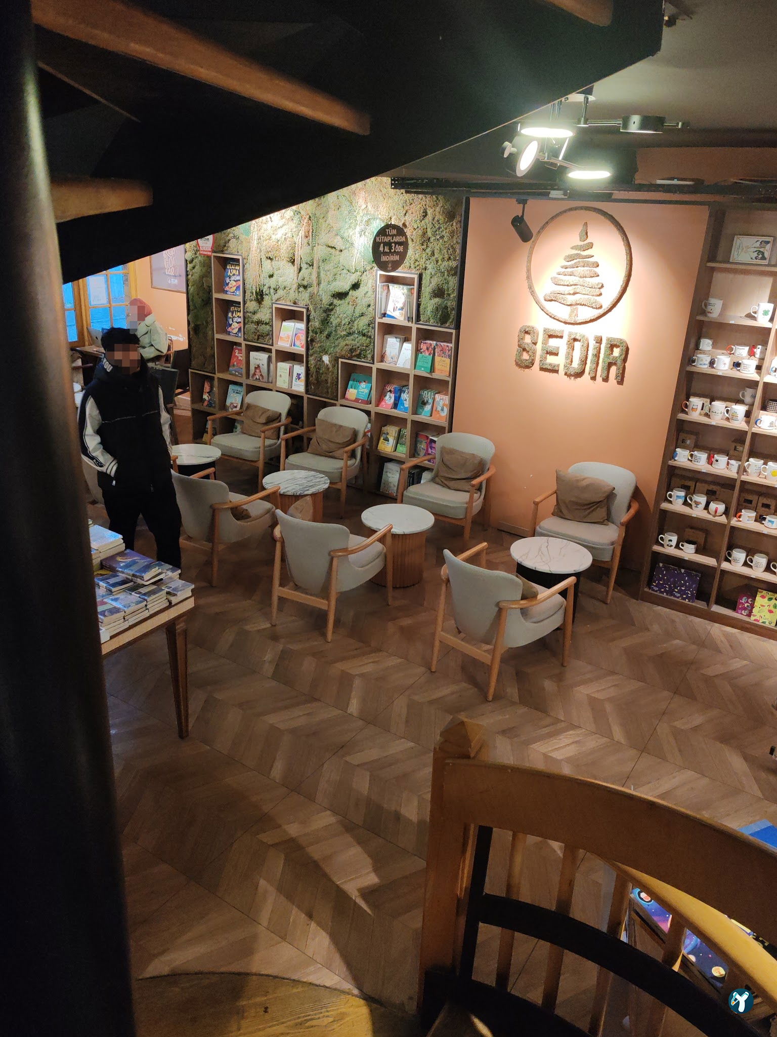 Sedir Kitap & Kahve
