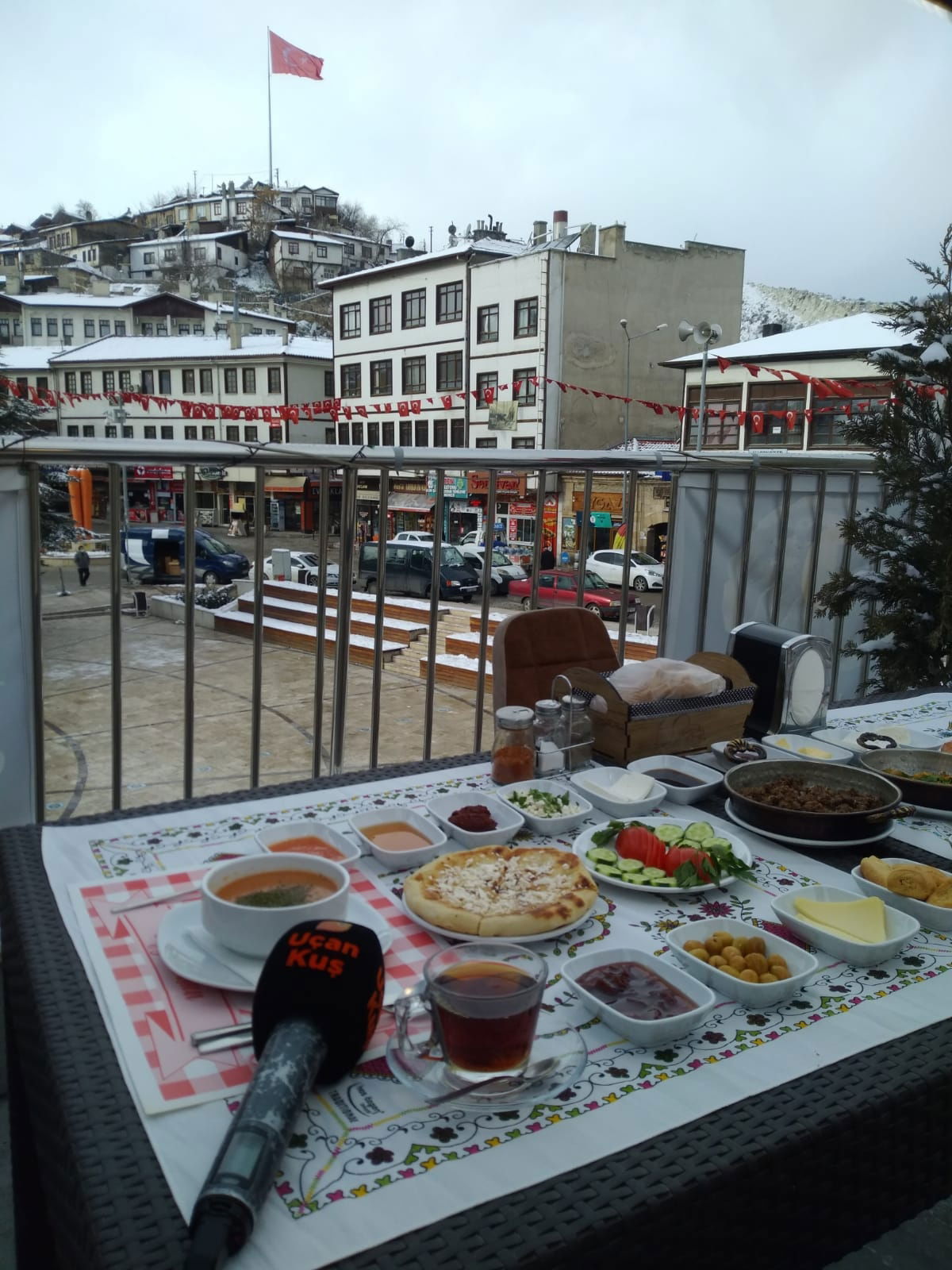 Tarihi Hanlarönü Çorba & Kahvaltı Ev Yemekleri