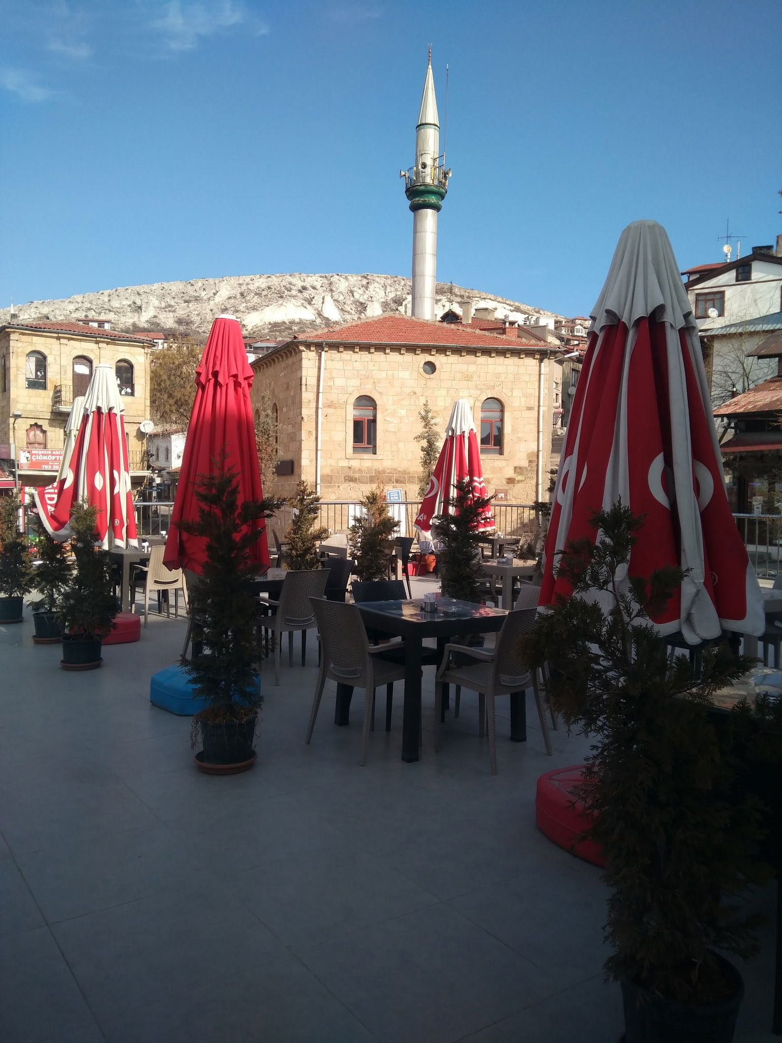 Tarihi Hanlarönü Çorba & Kahvaltı Ev Yemekleri