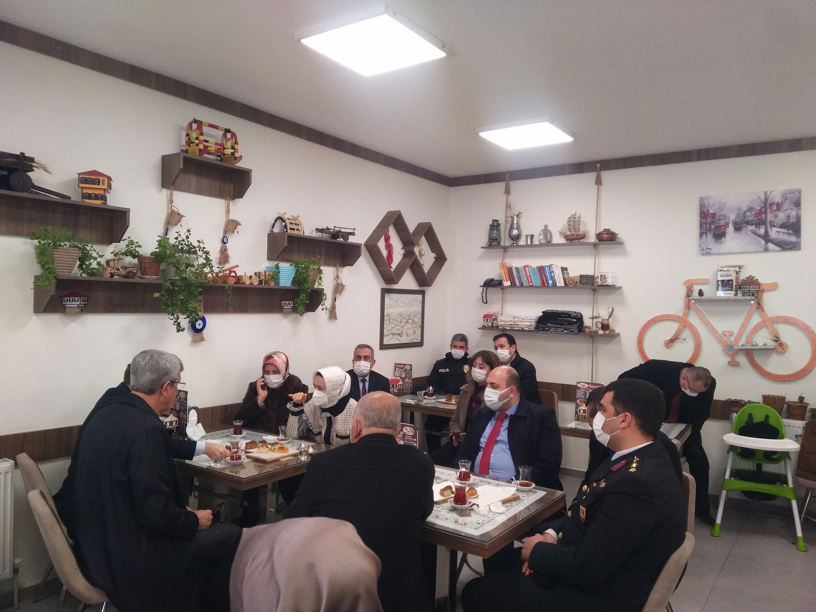 Tarihi Hanlarönü Çorba & Kahvaltı Ev Yemekleri