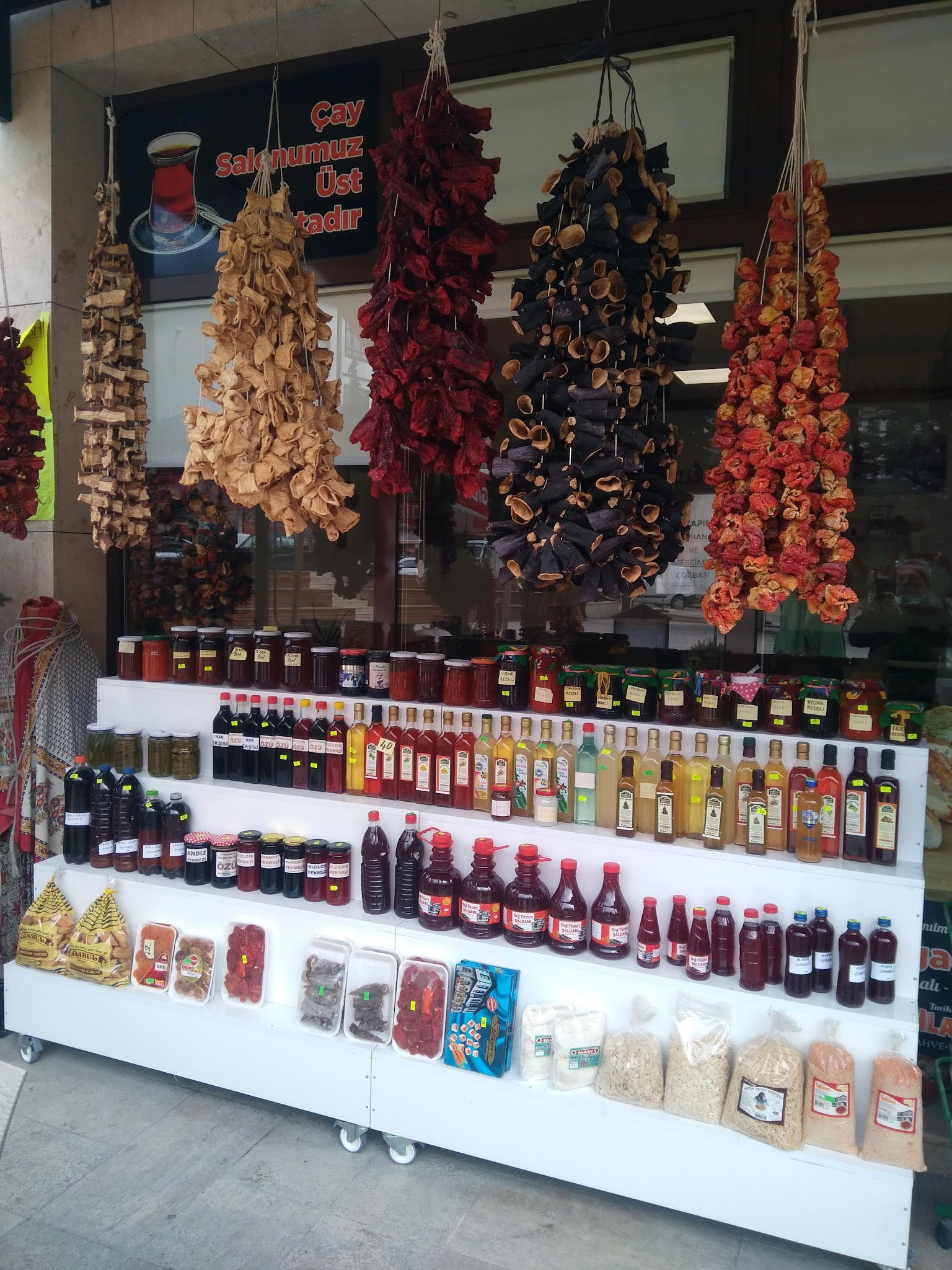 Tarihi Hanlarönü Çorba & Kahvaltı Ev Yemekleri