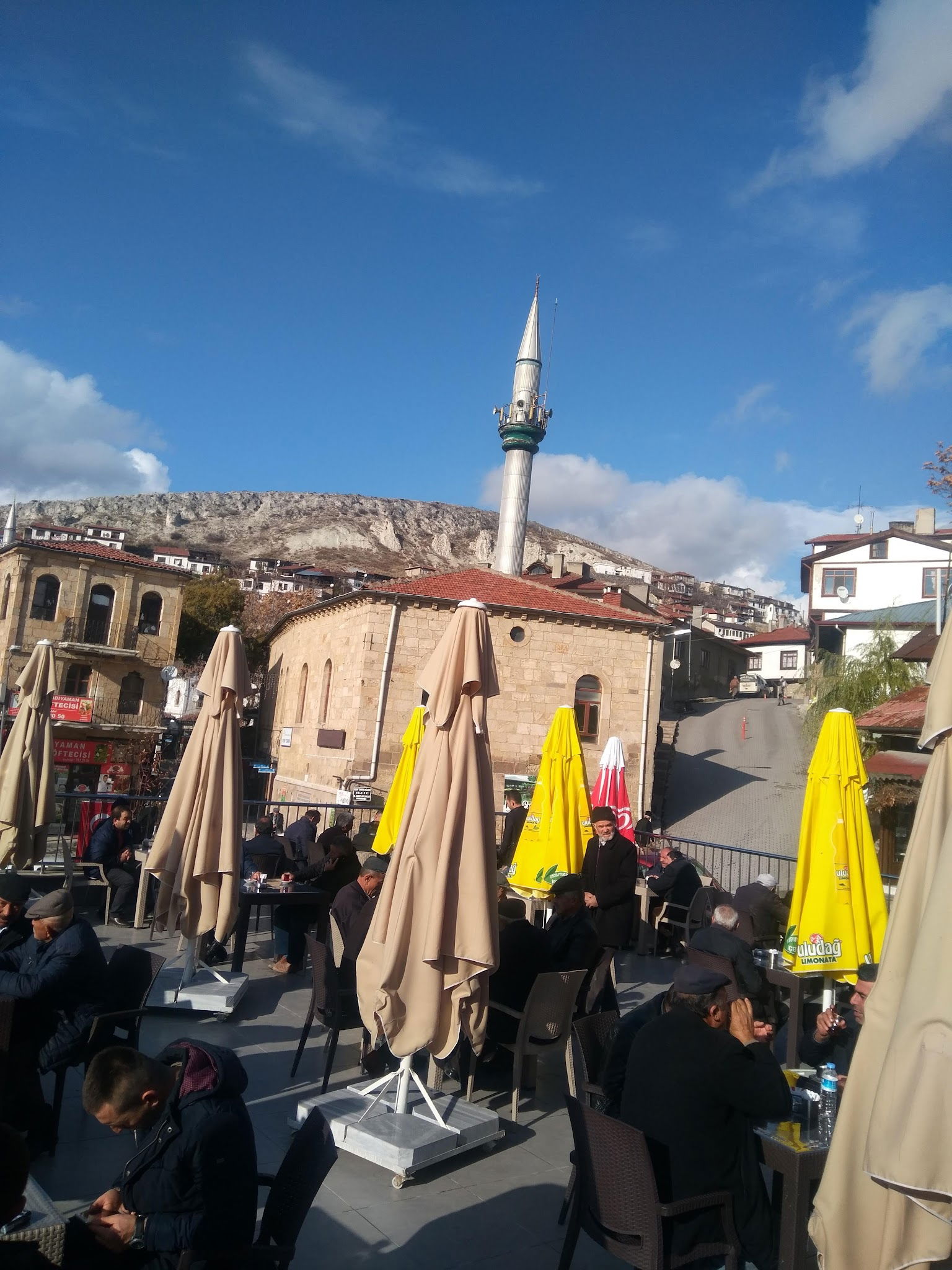 Tarihi Hanlarönü Çorba & Kahvaltı Ev Yemekleri