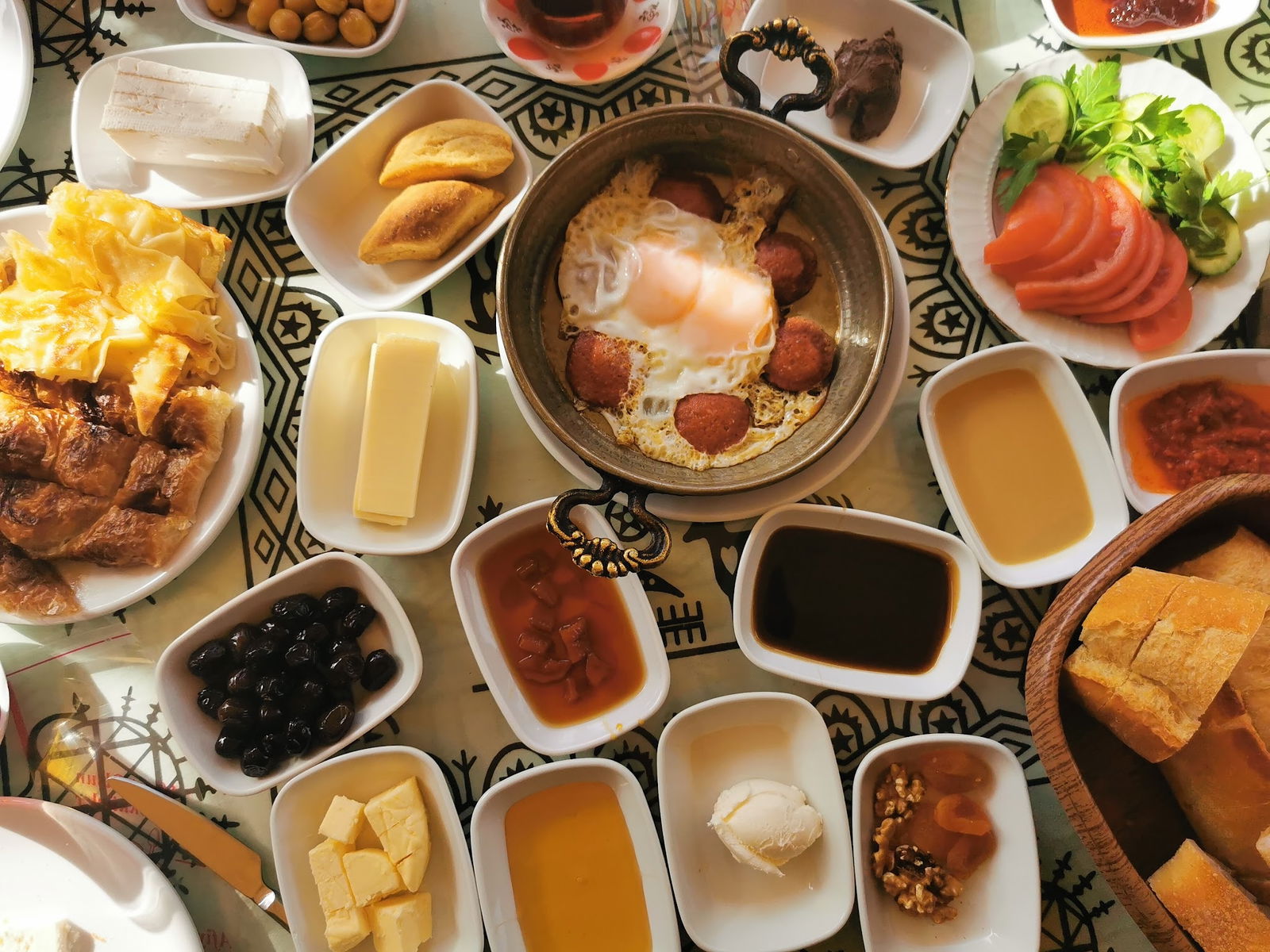 Tarihi Hanlarönü Çorba & Kahvaltı Ev Yemekleri